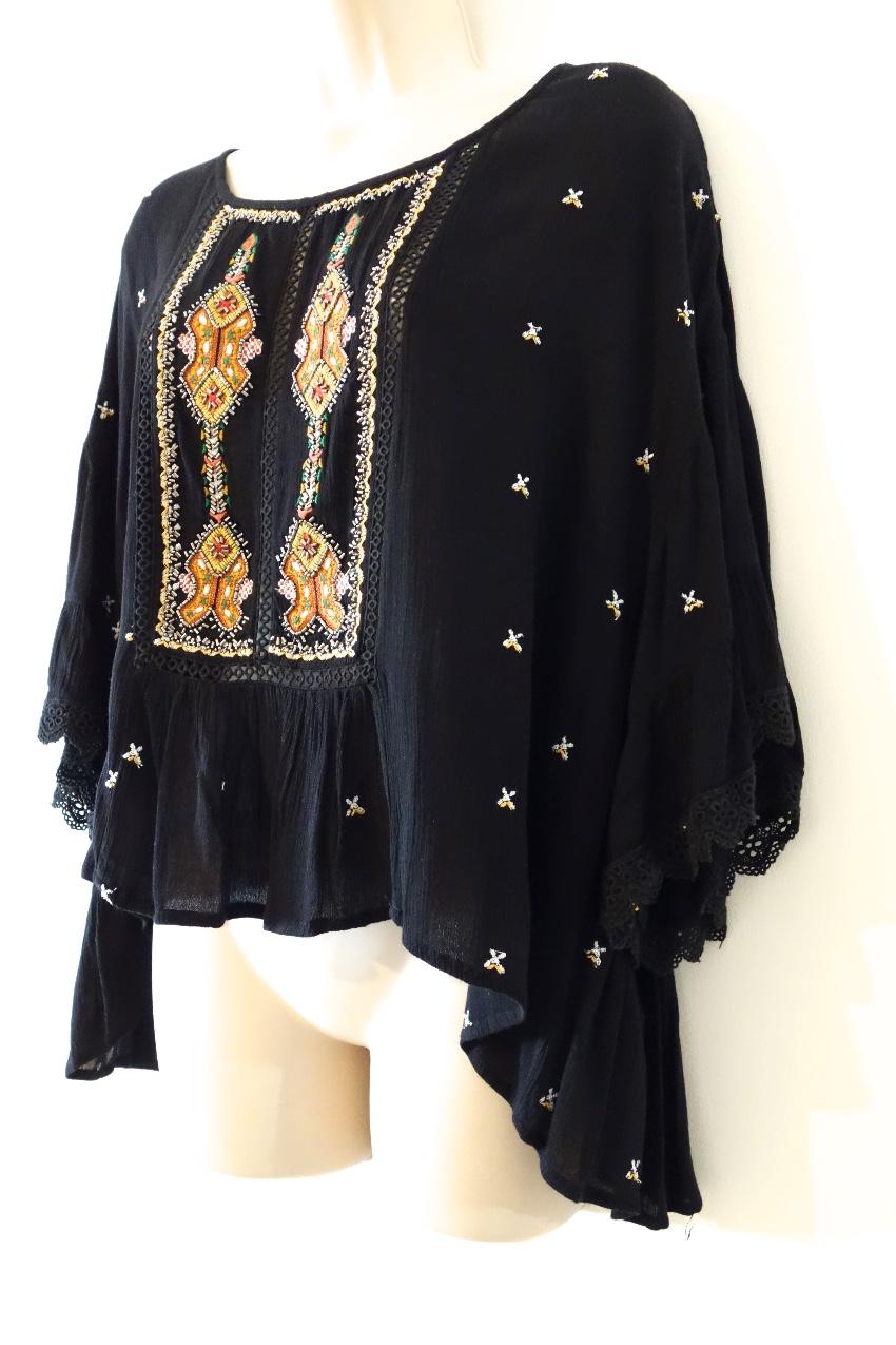 Velvet by Graham & Spencer embroidered alasdair top