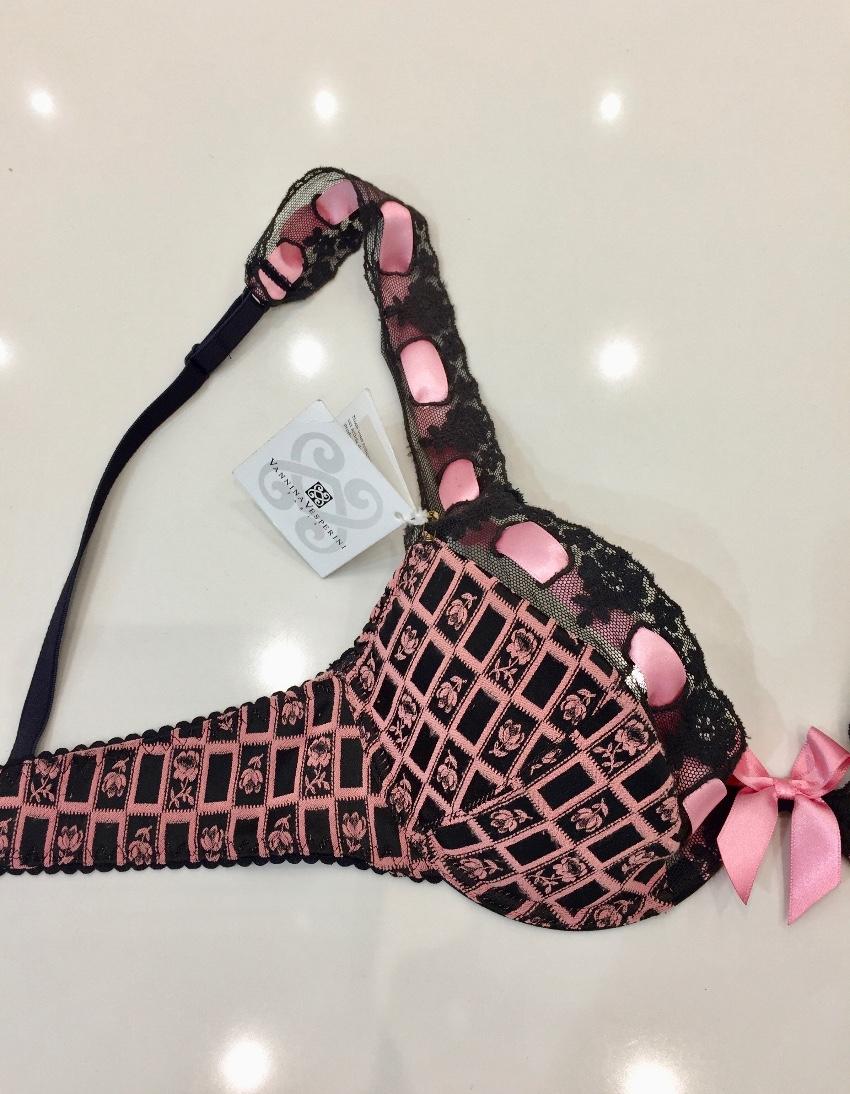 Vannina Vesperini Paris Rose & Black Plunge Bra & Thong Set