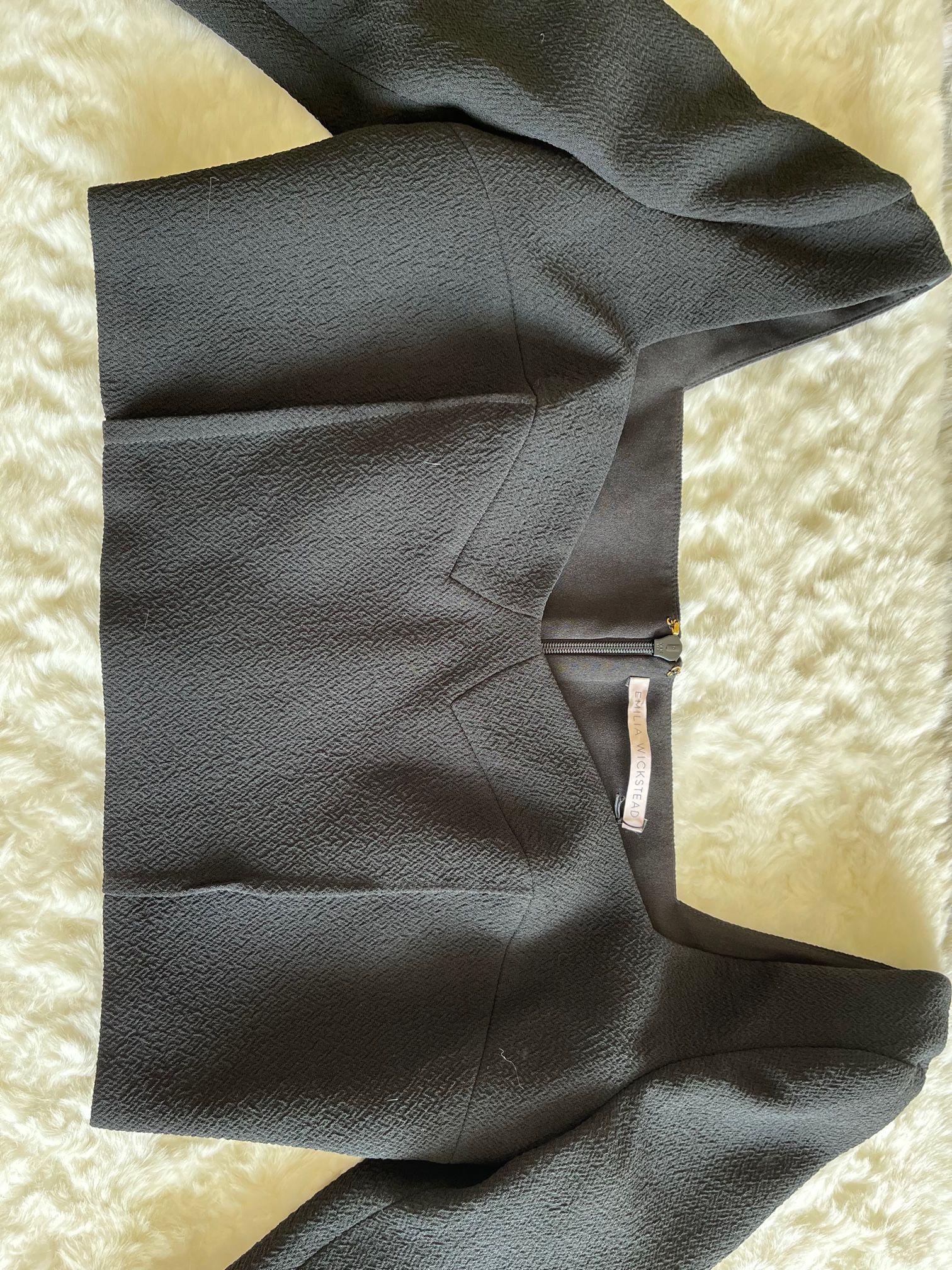 Jules Black Crepe Long Sleeved Crop Top