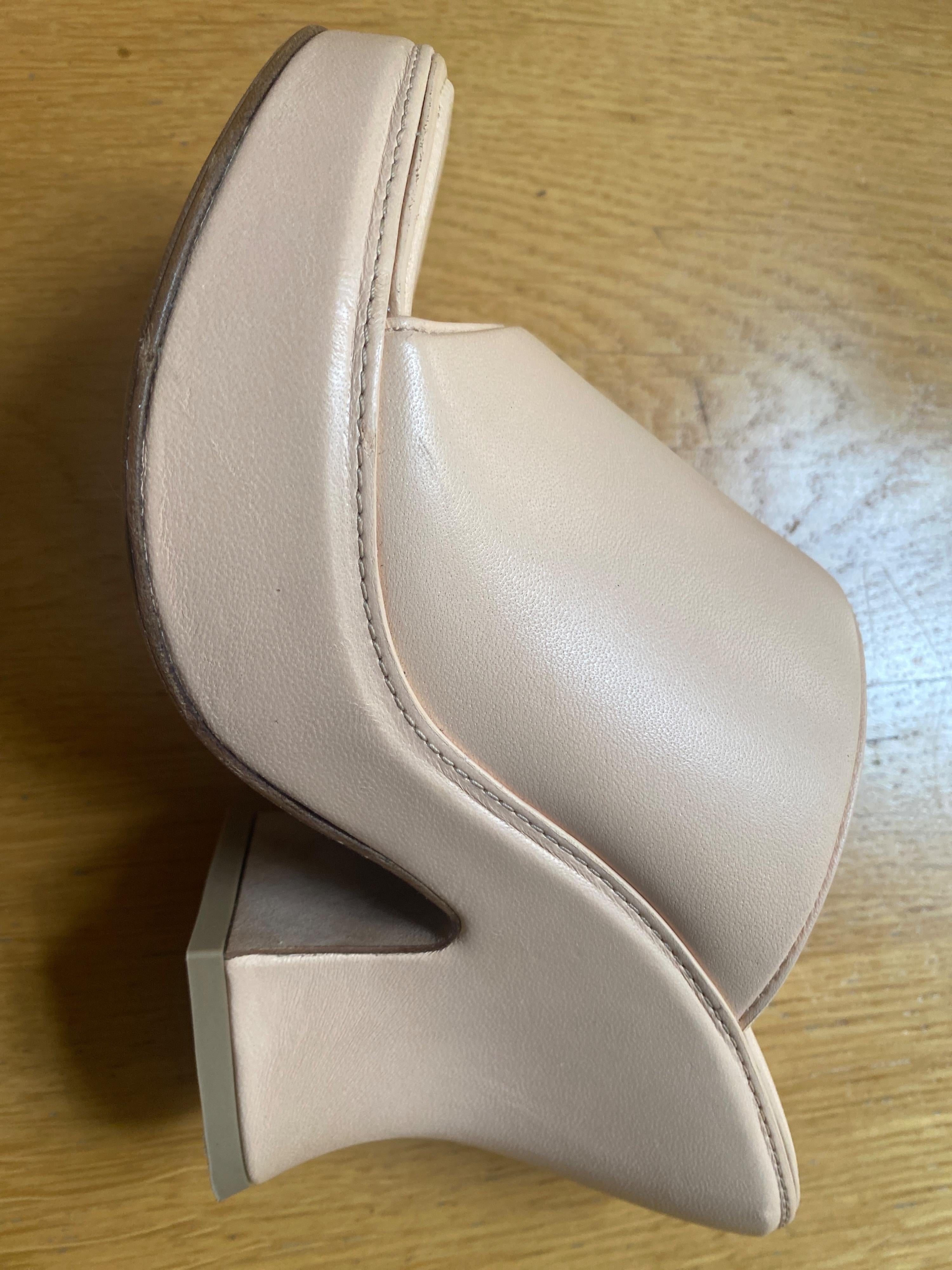 Bottega Veneta Nude Macaroon Sandals