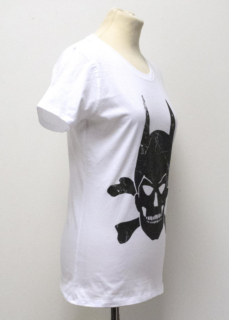 White batskull t-shirt