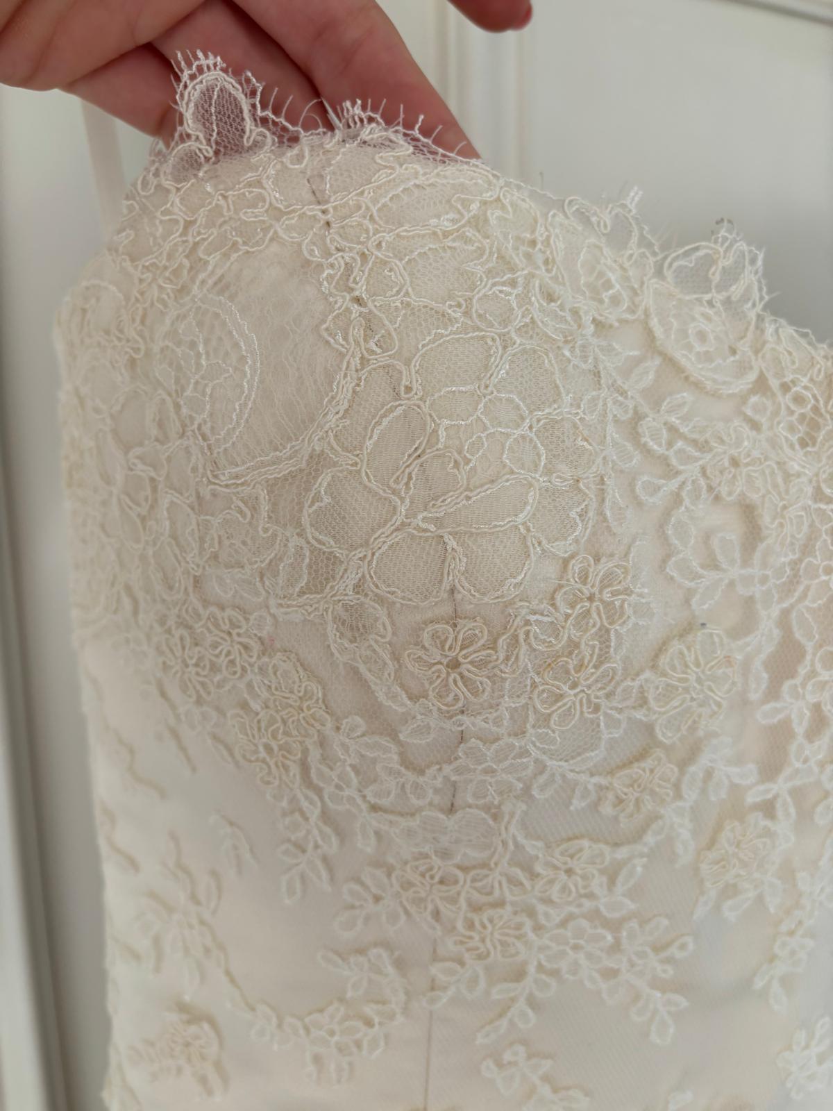 Phillipa Lepley Custom Made Wedding Dress