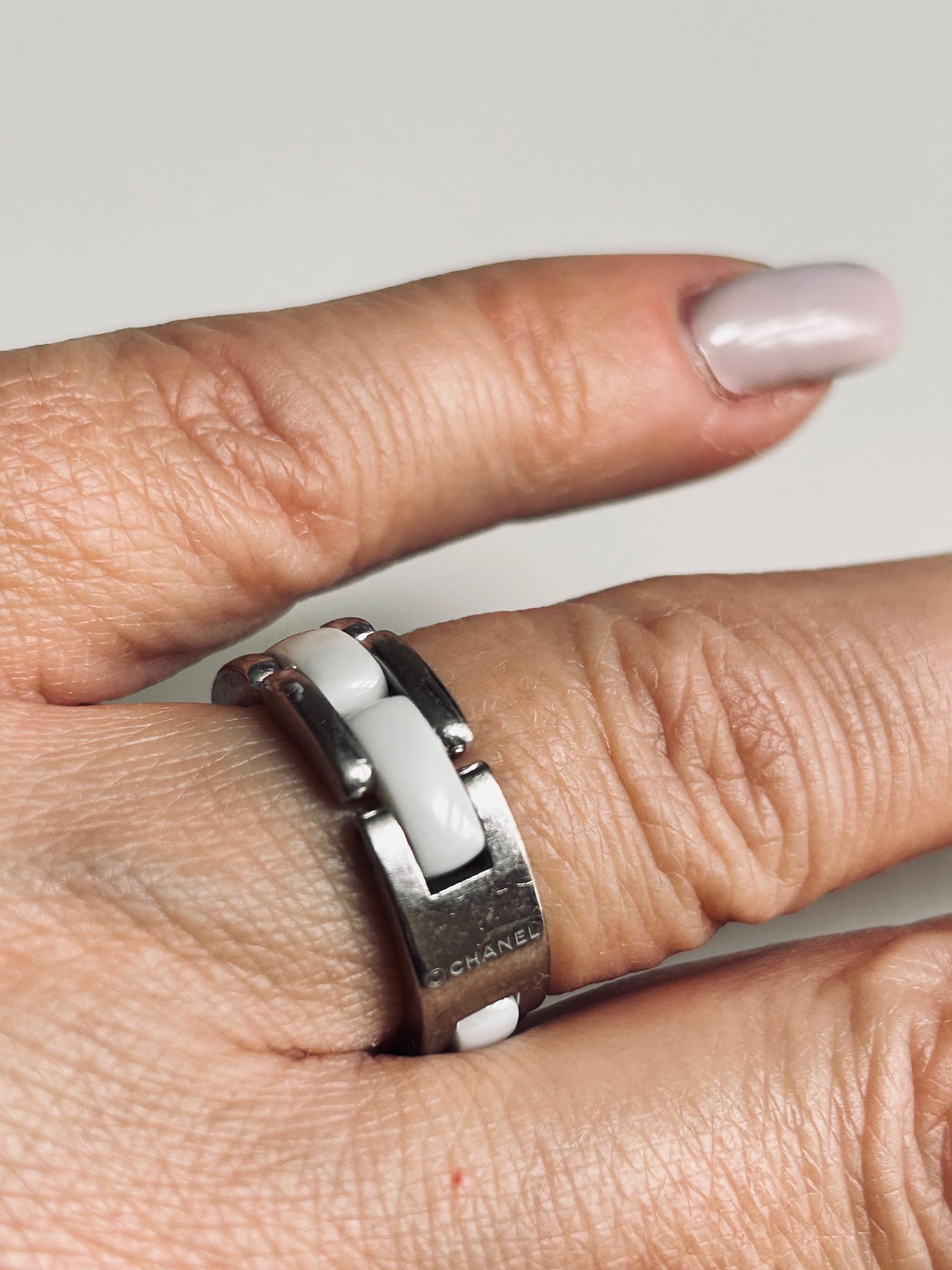 18k White Gold & Ceramic Ultra Ring