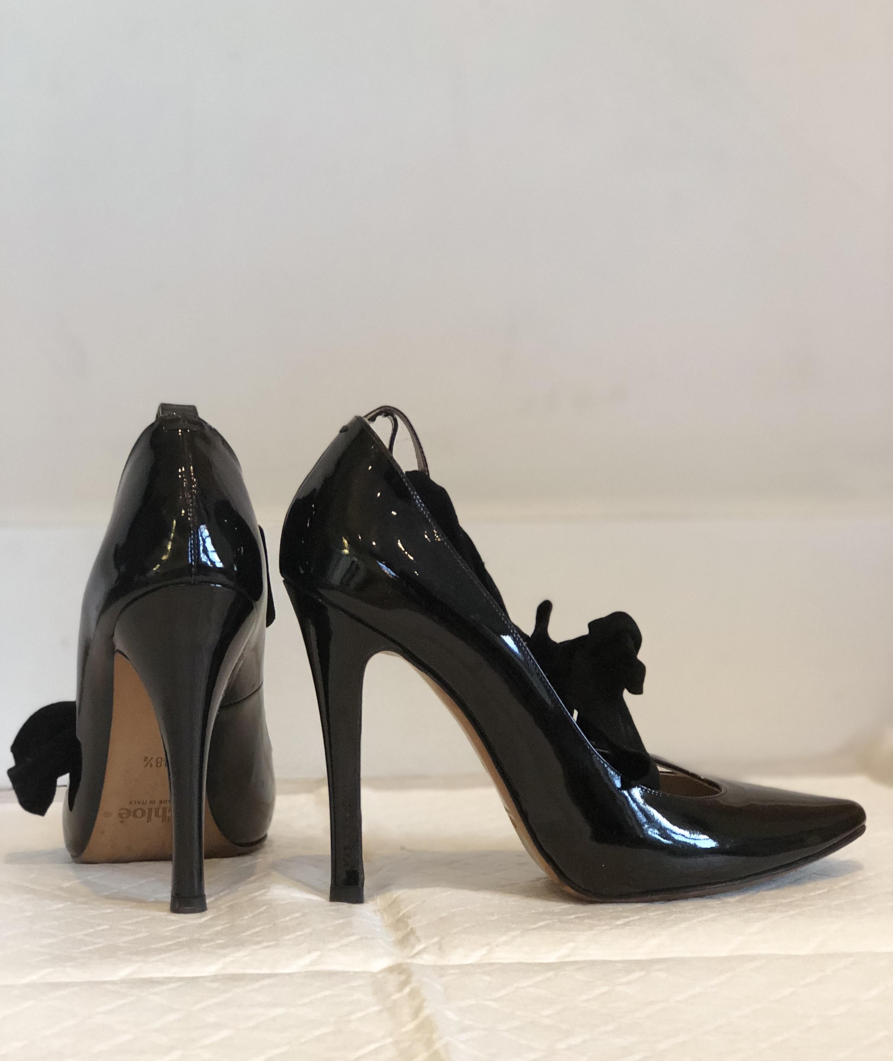 Chloe Black Patent Bow Detail Pumps