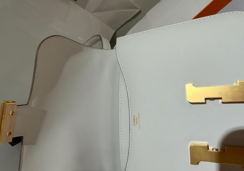 Hermes Craie Evercolour Leather Constance 18 with Rose Gold Hardware