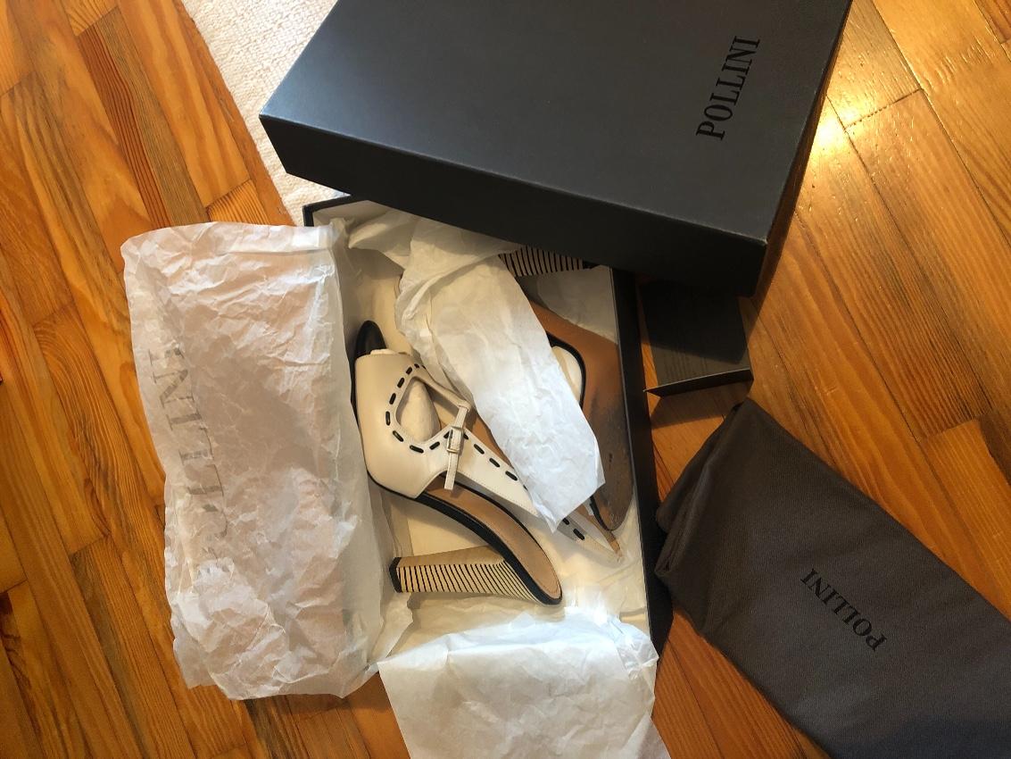 Pollini veal peep toe sandals