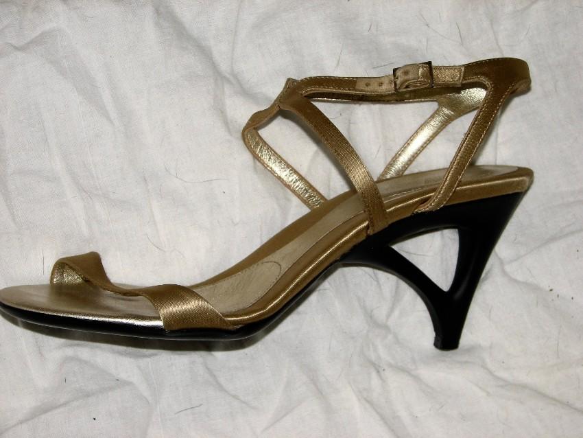 Hogan gold wedge heel  sandals