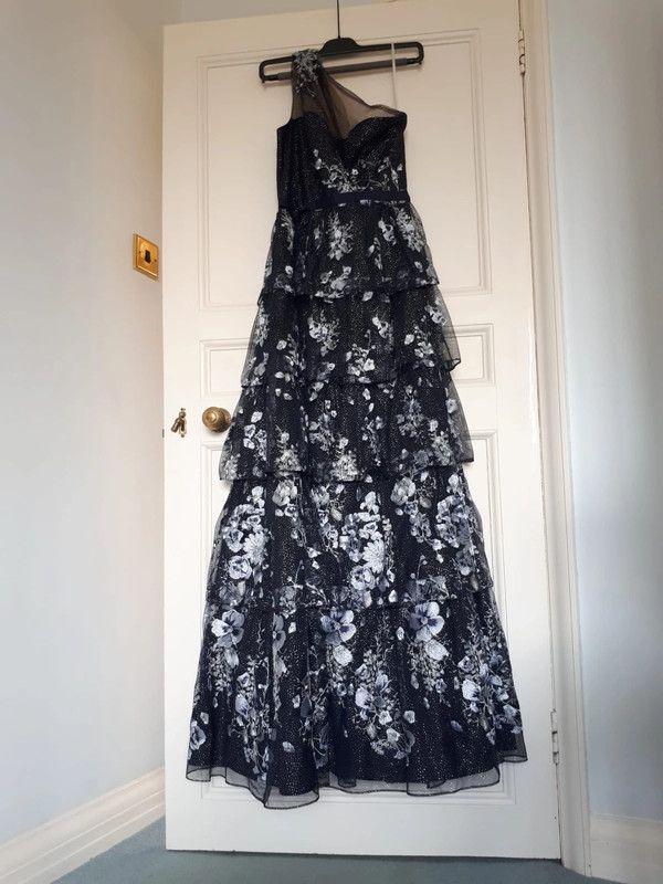 One-shoulder embellished tiered tulle gown