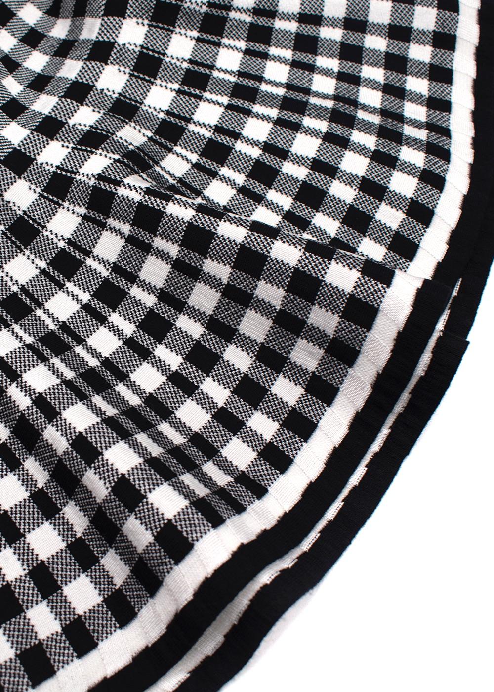 Oscar De La Renta Monochrome Houndstooth Belted Peplum Top