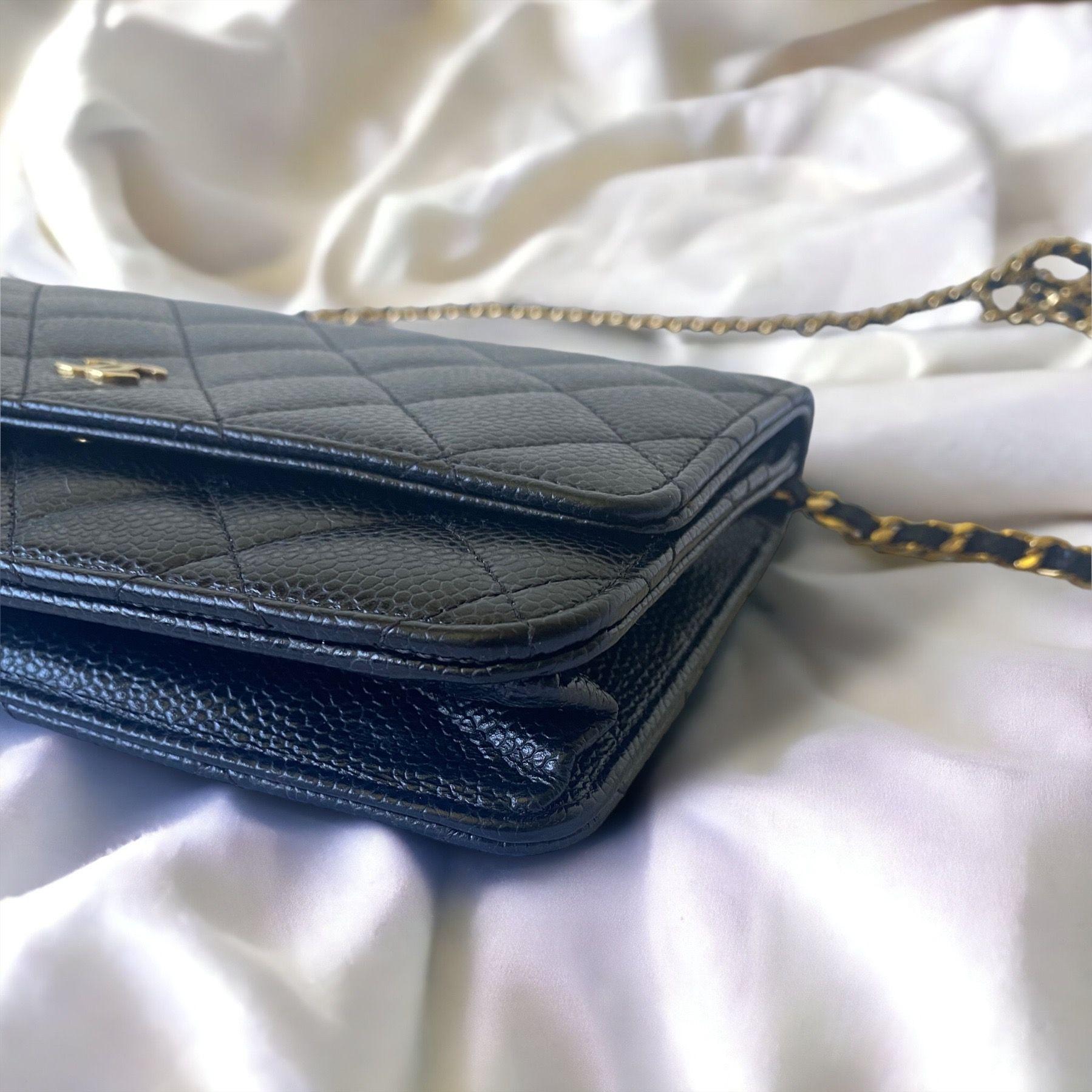 Caviar Quilted Wallet On Chain