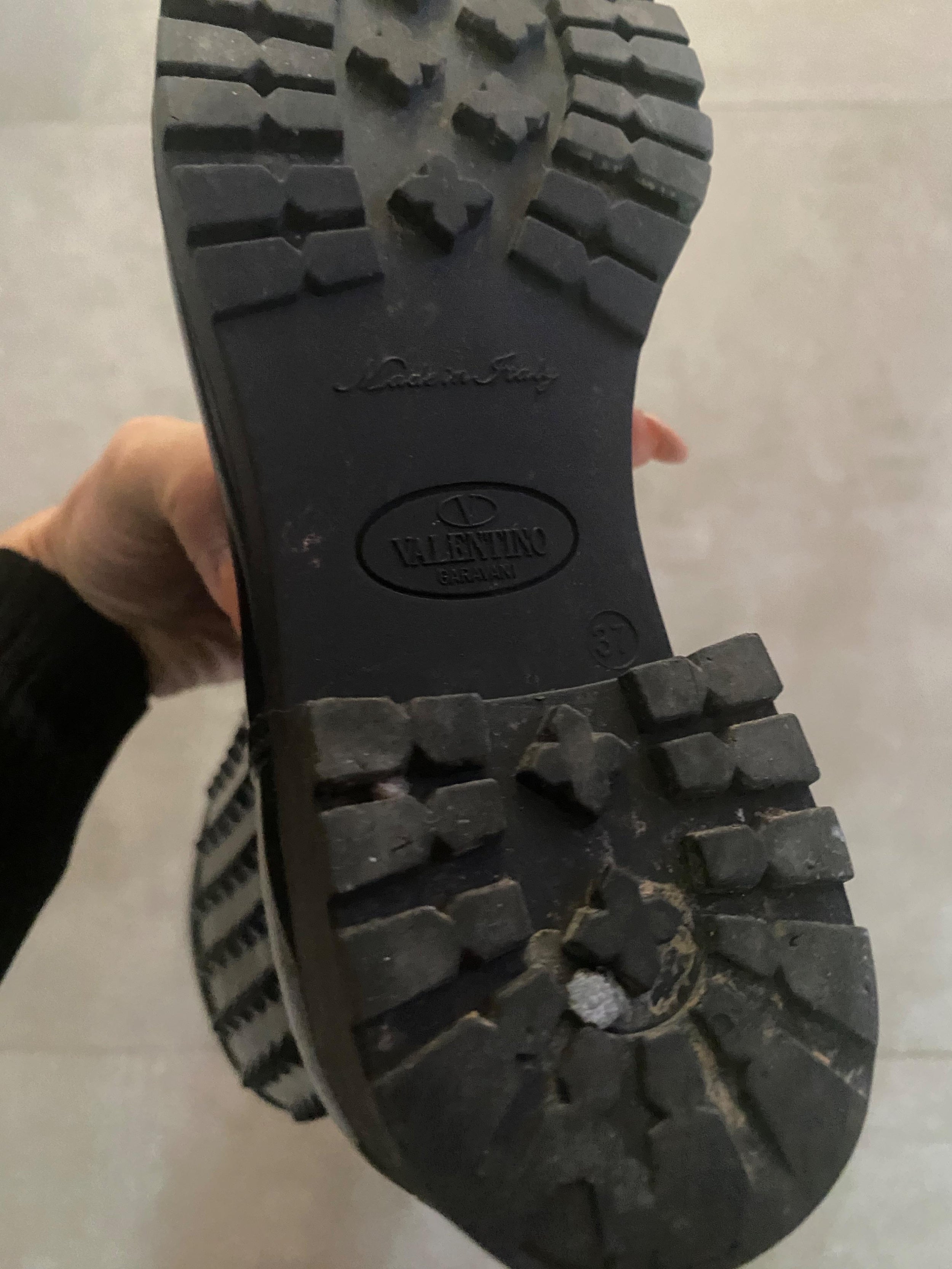 black rubber Rockstud long rain boots