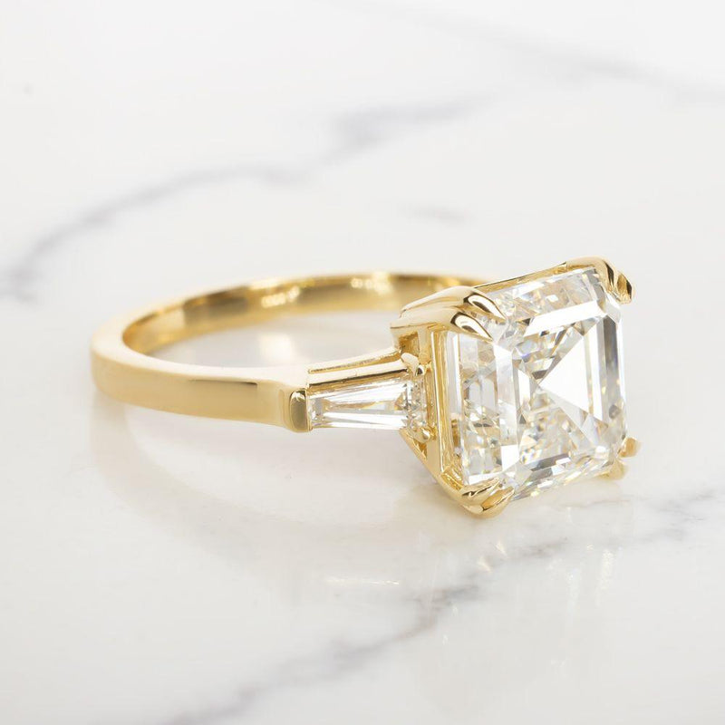 Verde 5ct IGI Certified Asscher Cut Lab-grown Diamond VS2 Ring