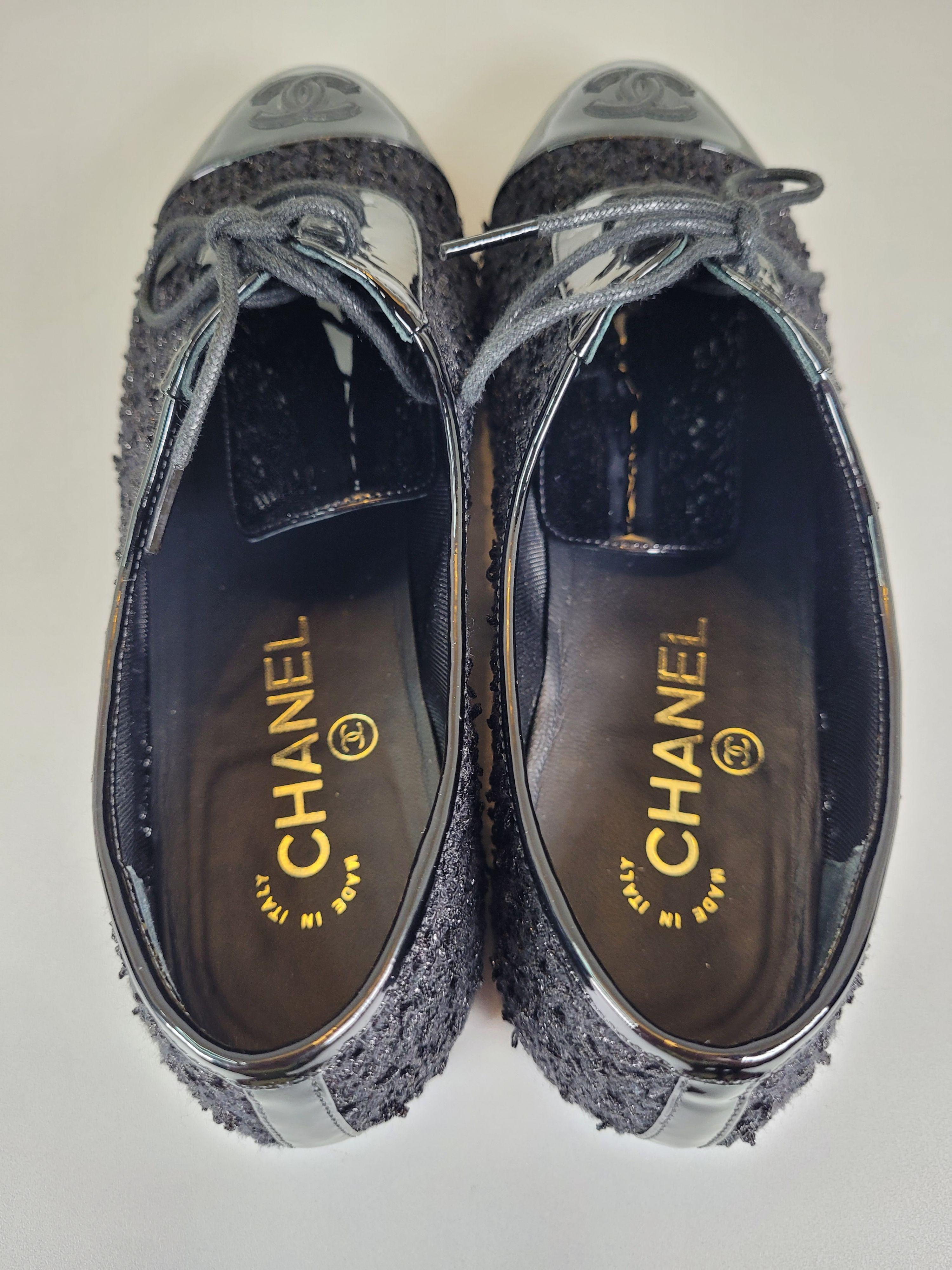 Chanel Black Patent Leather and Tweed Brogues