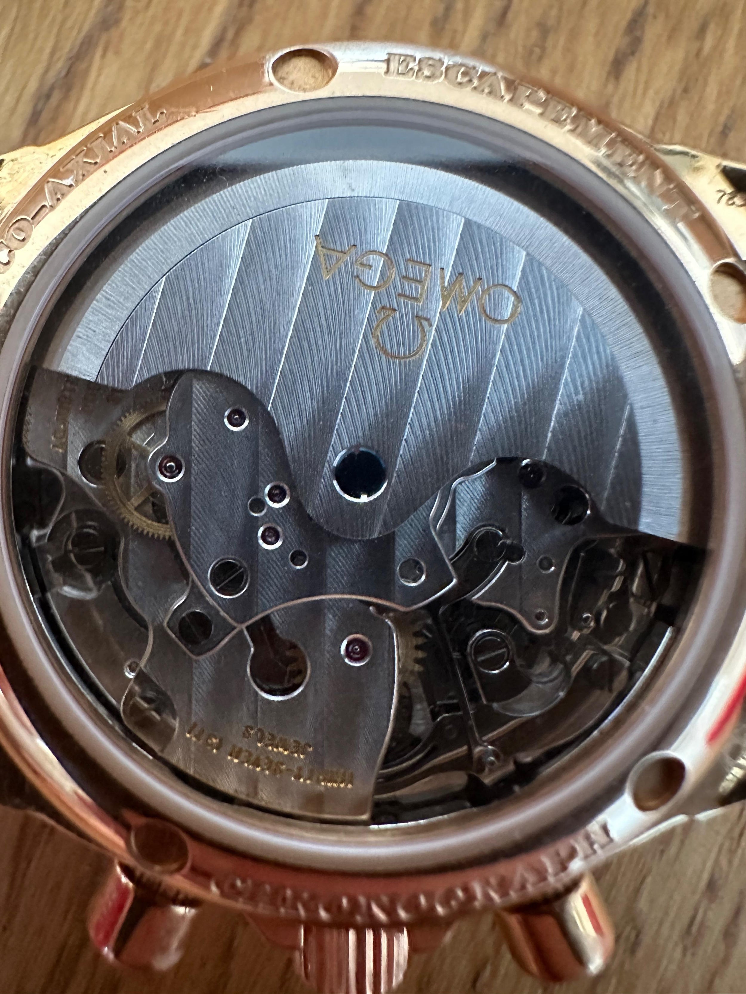 Omega De Ville Co-Axial 4677.60.37 Roségold  Watch