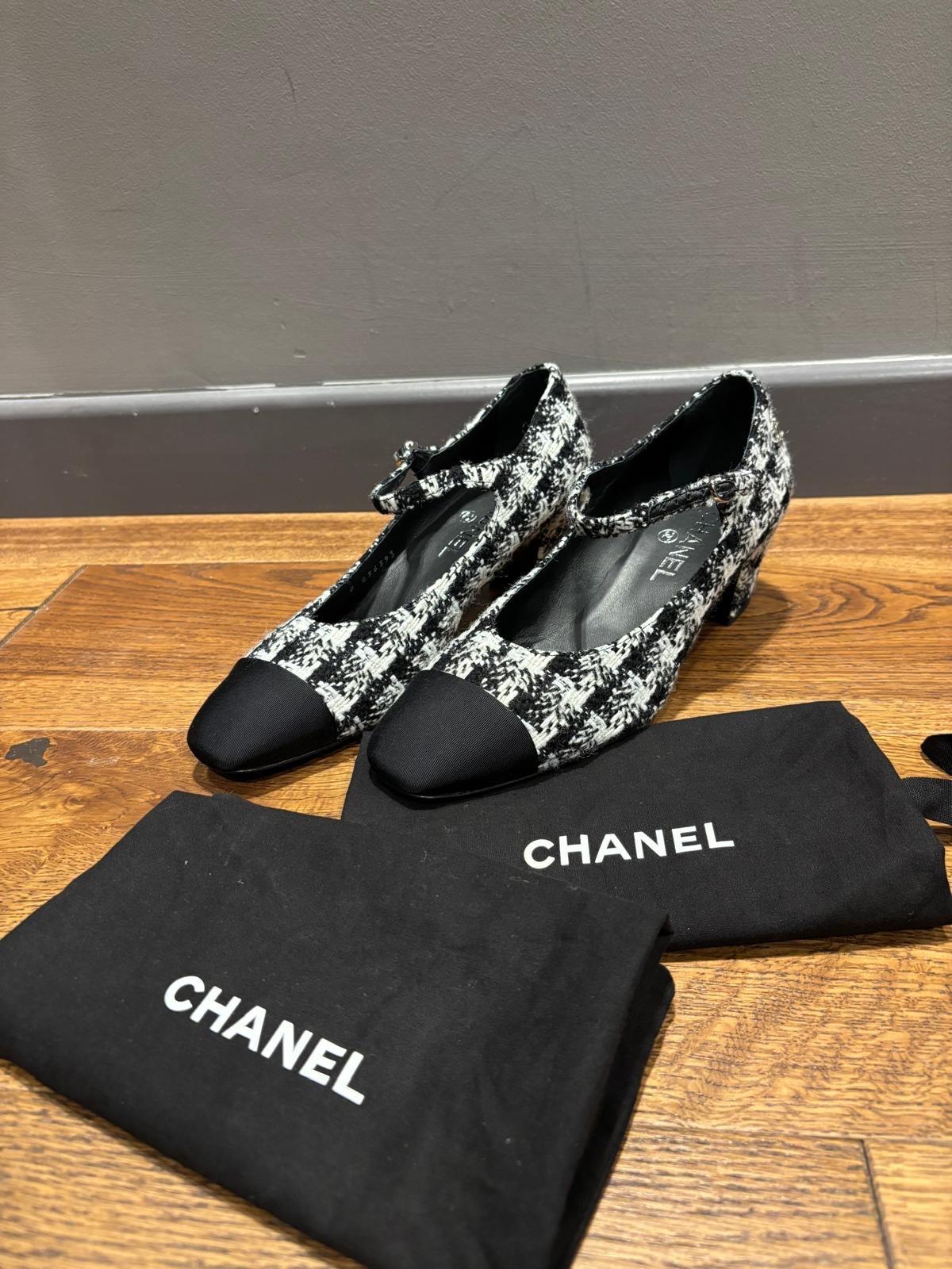 Chanel Tweed Mary Jane Heels