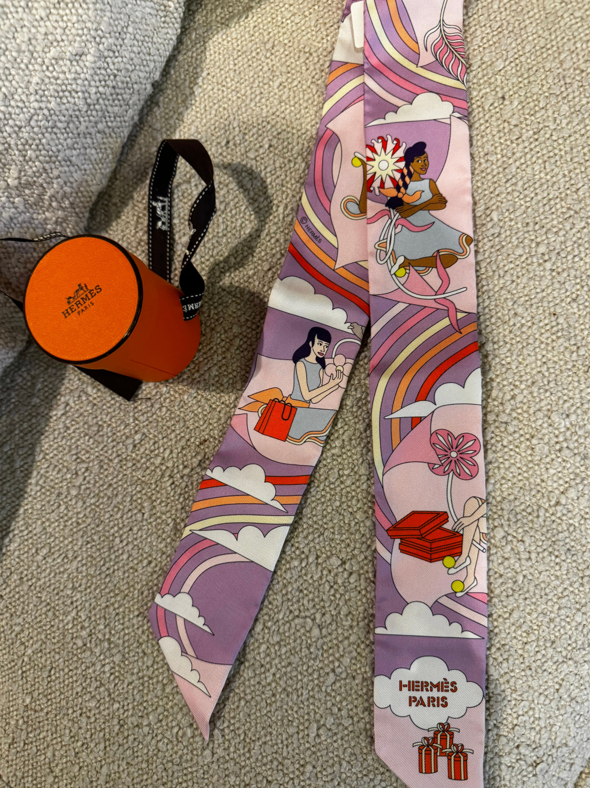 Hermes Carres Volants Silk Twilly Scarf