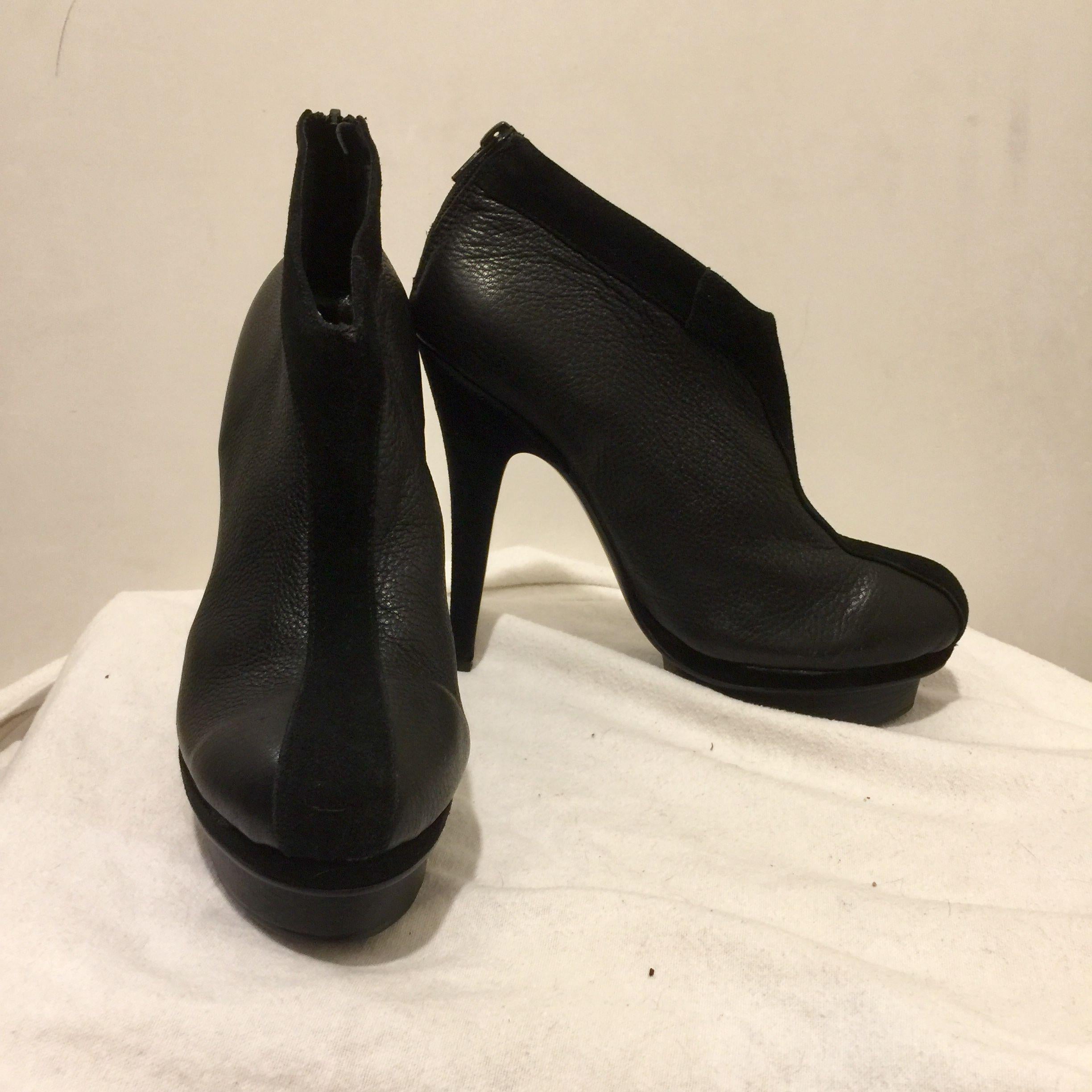 Vintage Black Leather & Suede Platform Heeled Easy Booties