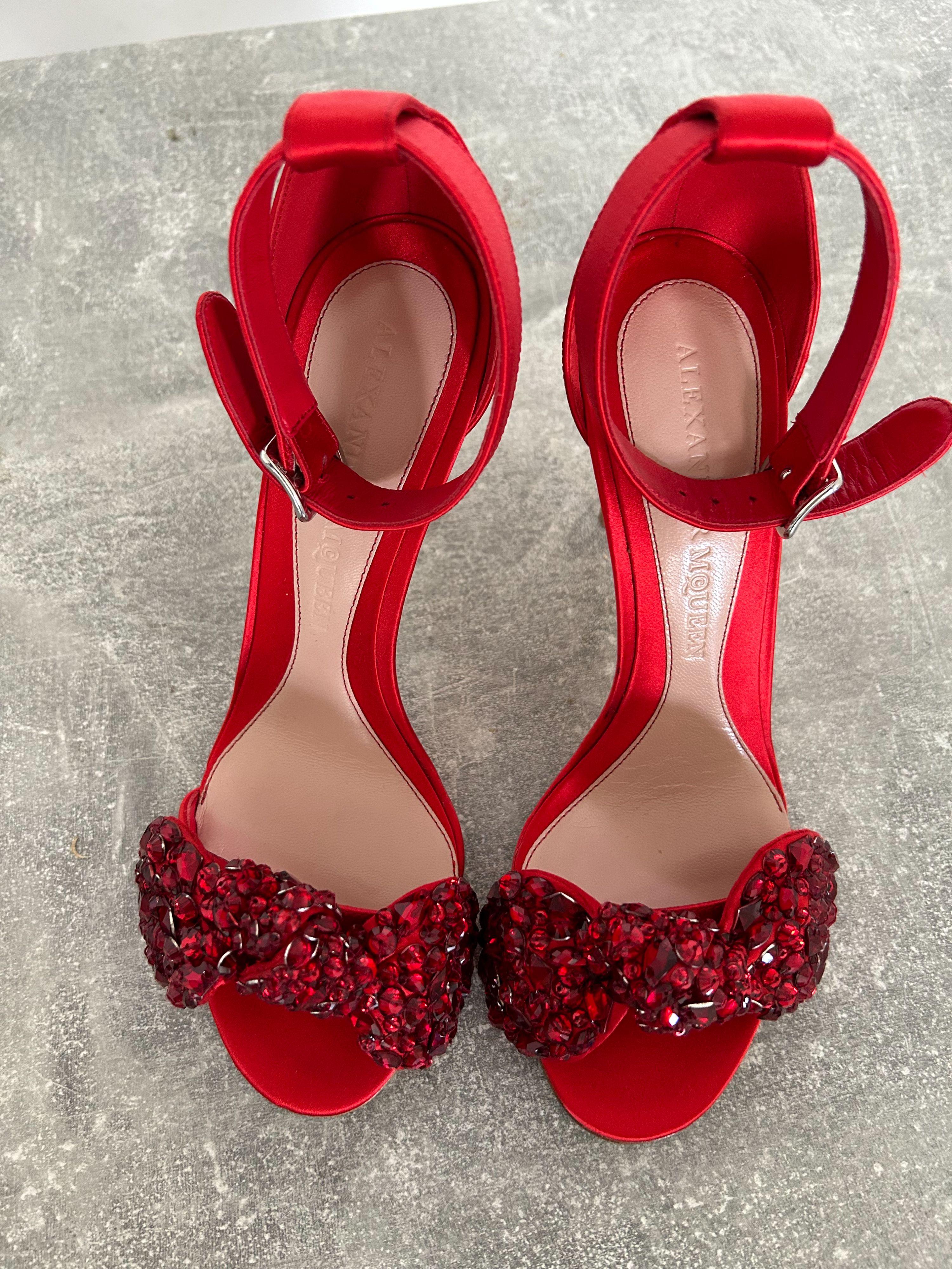 Crystal Bow Embellished Sandals