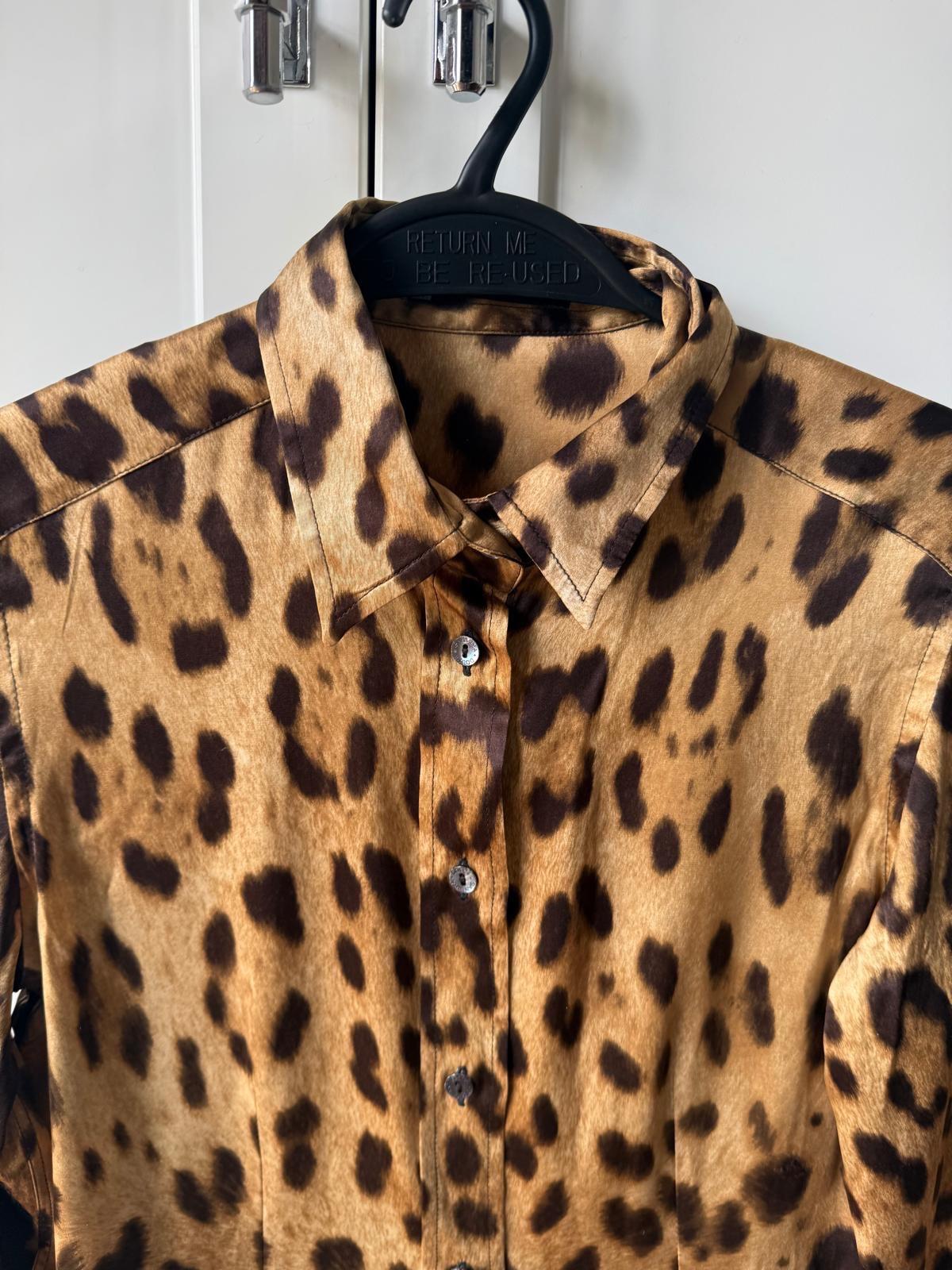 Dolce & Gabbana Leopard Print Blouse