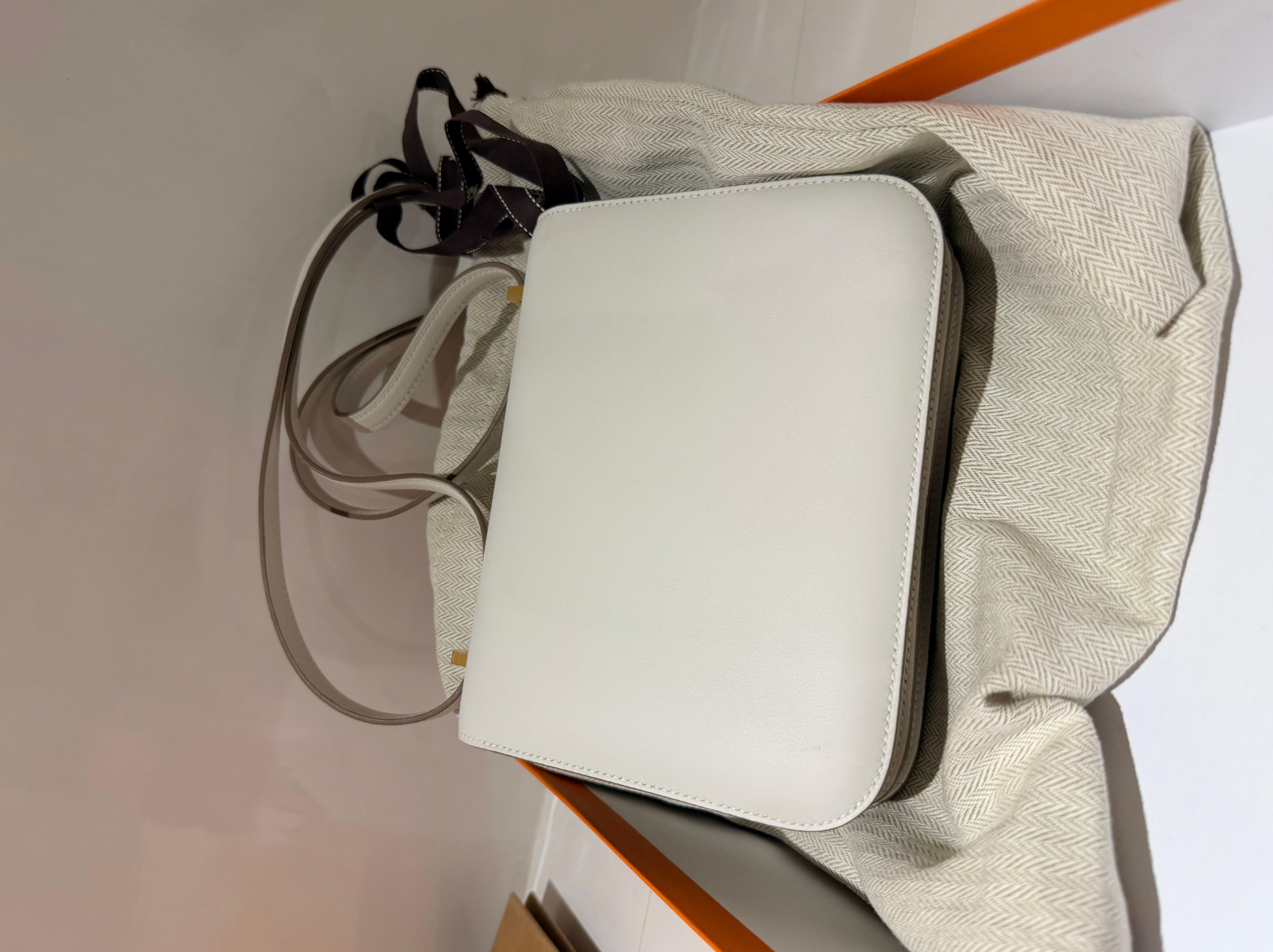 Hermes Craie Evercolour Leather Constance 18 with Rose Gold Hardware