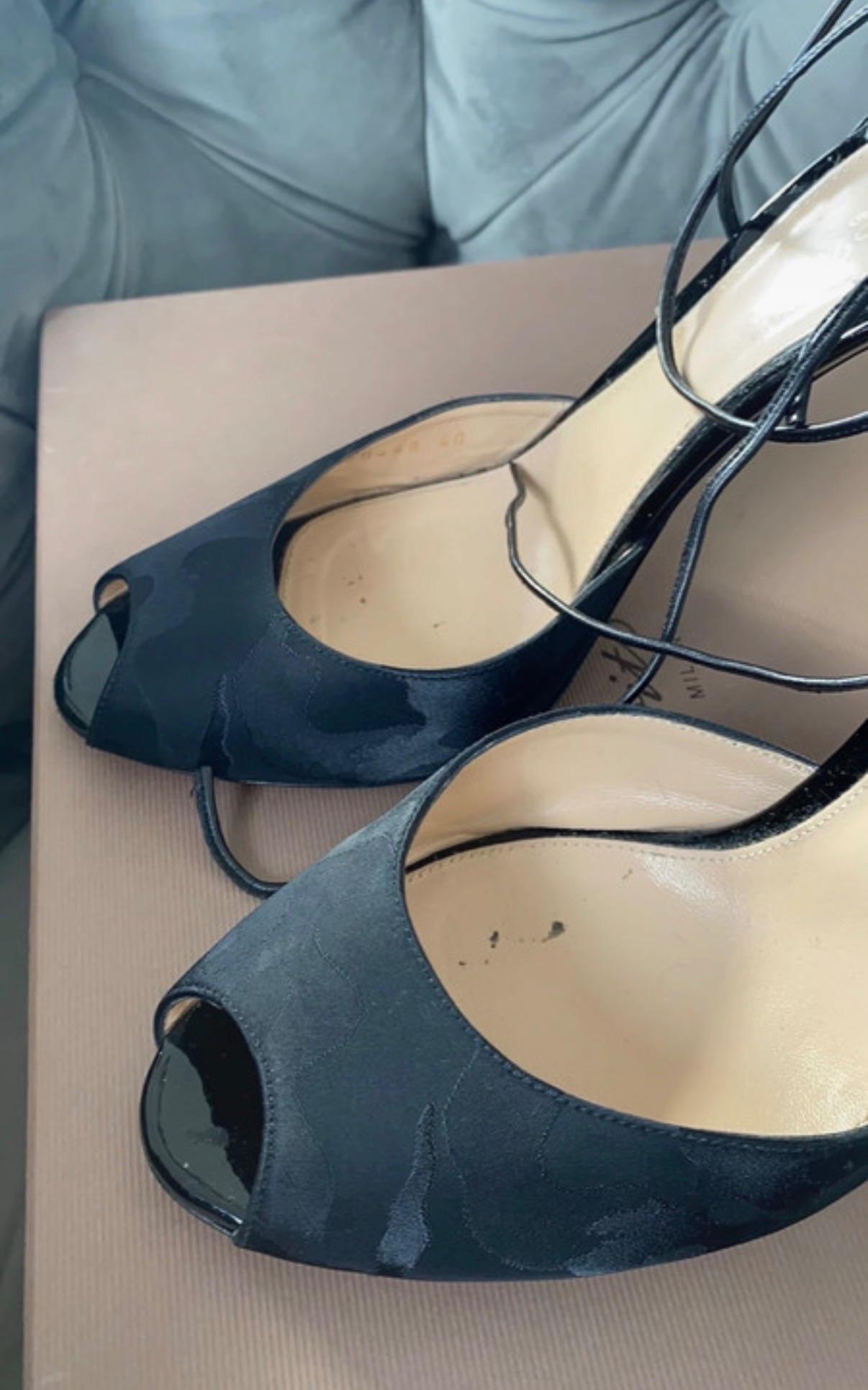 Gianvito Rossi Black Portofino Sandals