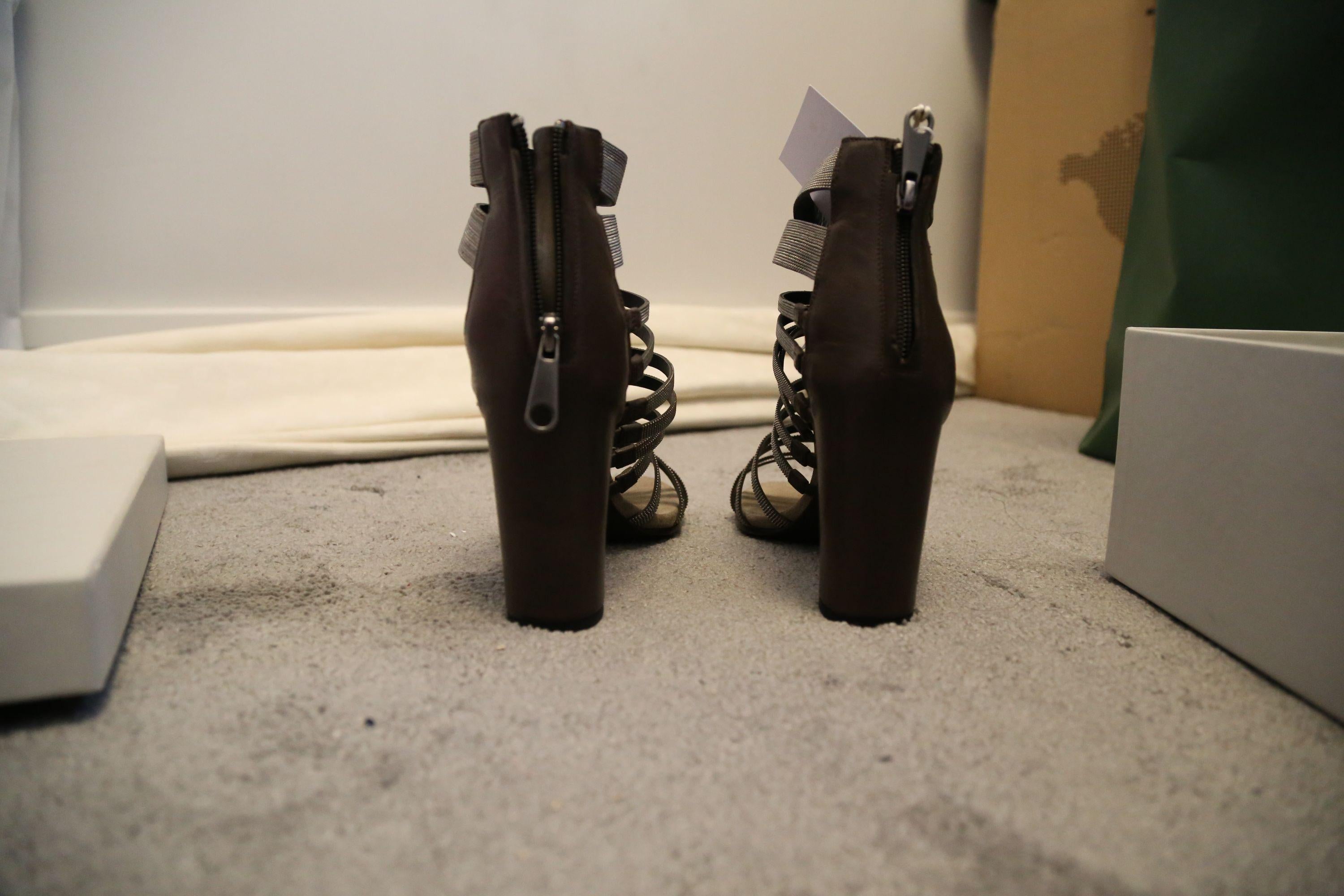 Monili Beaded Brown Leather Sandals