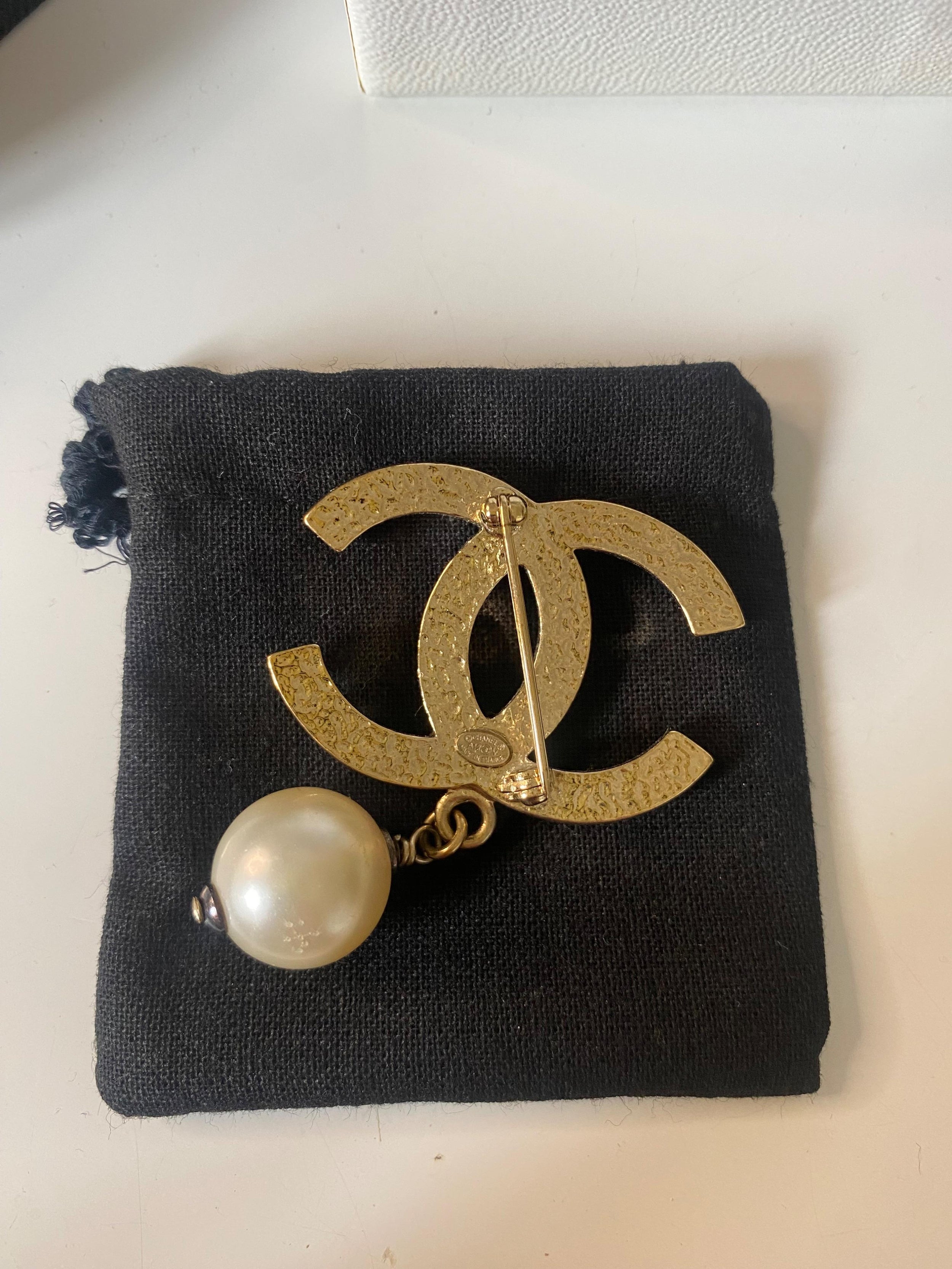 CC Faux Pearl Embellished Gold Tone Brooch