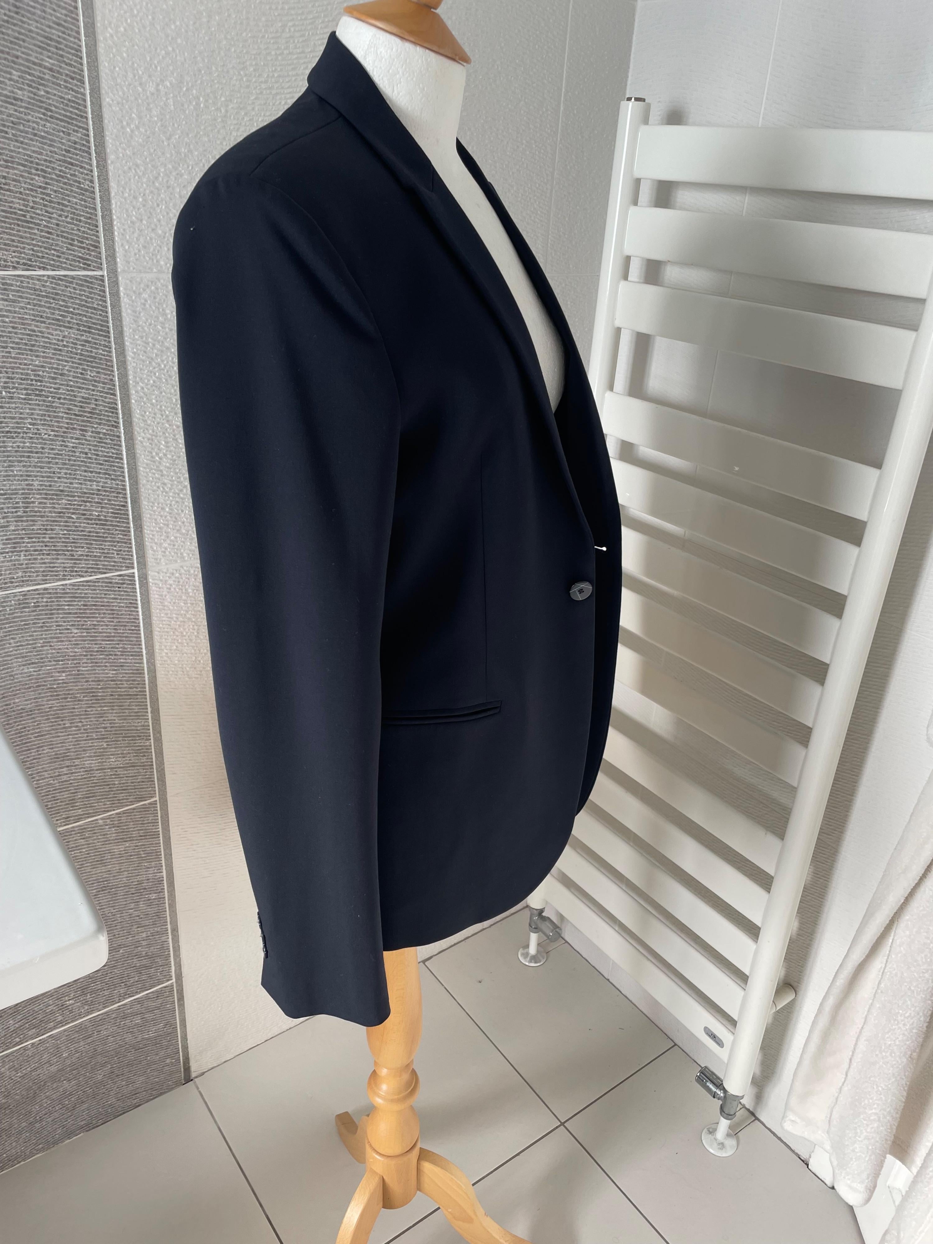 Navy Blue Single Breasted Blazer
