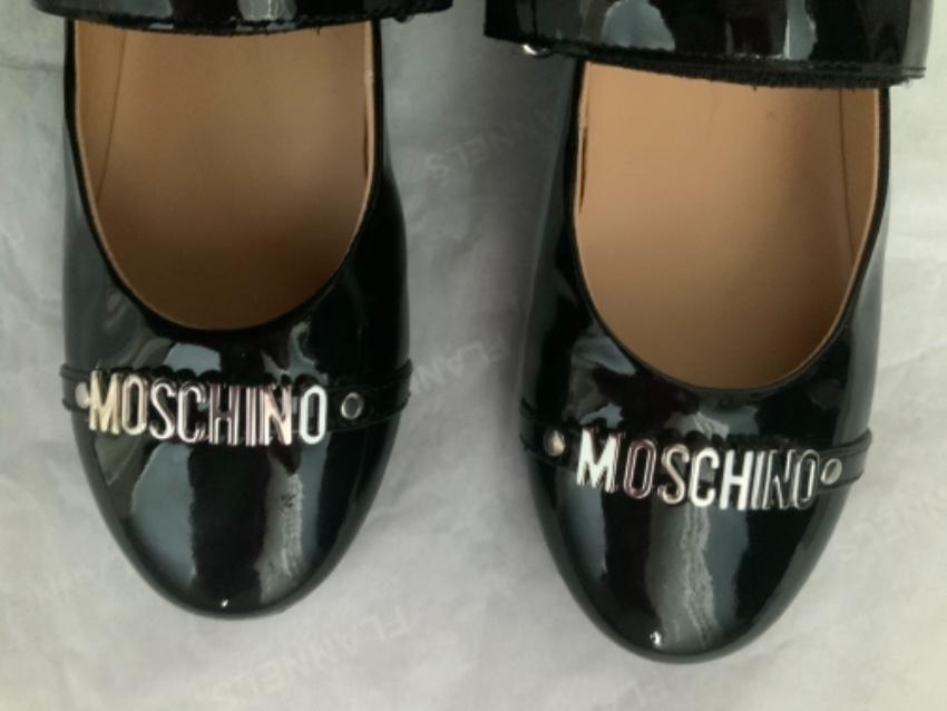 Moschino Kids Size 28 Logo Mary-Janes