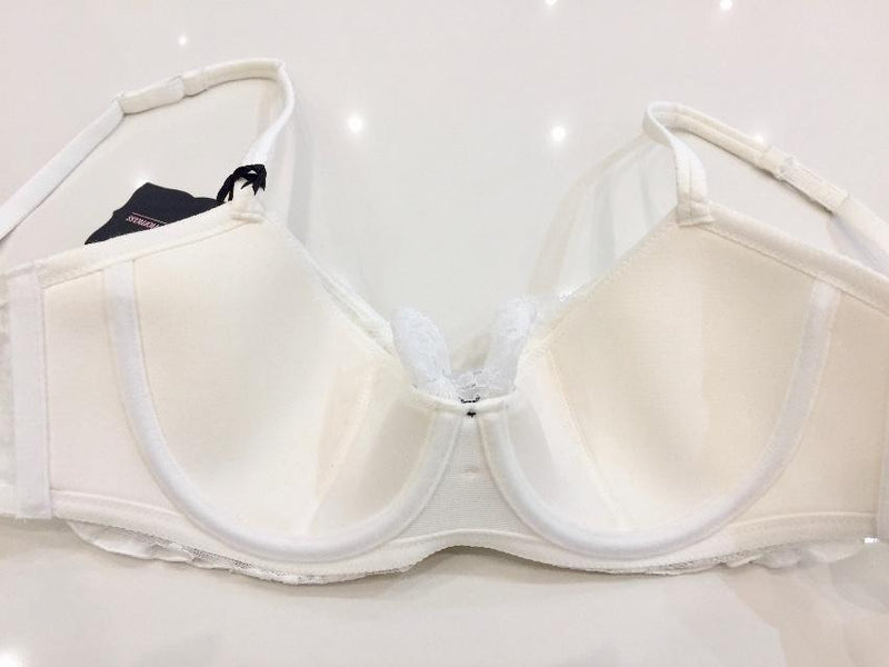 Chantal Thomass Ivory Leavers Lace Pad Bra & Thong Set