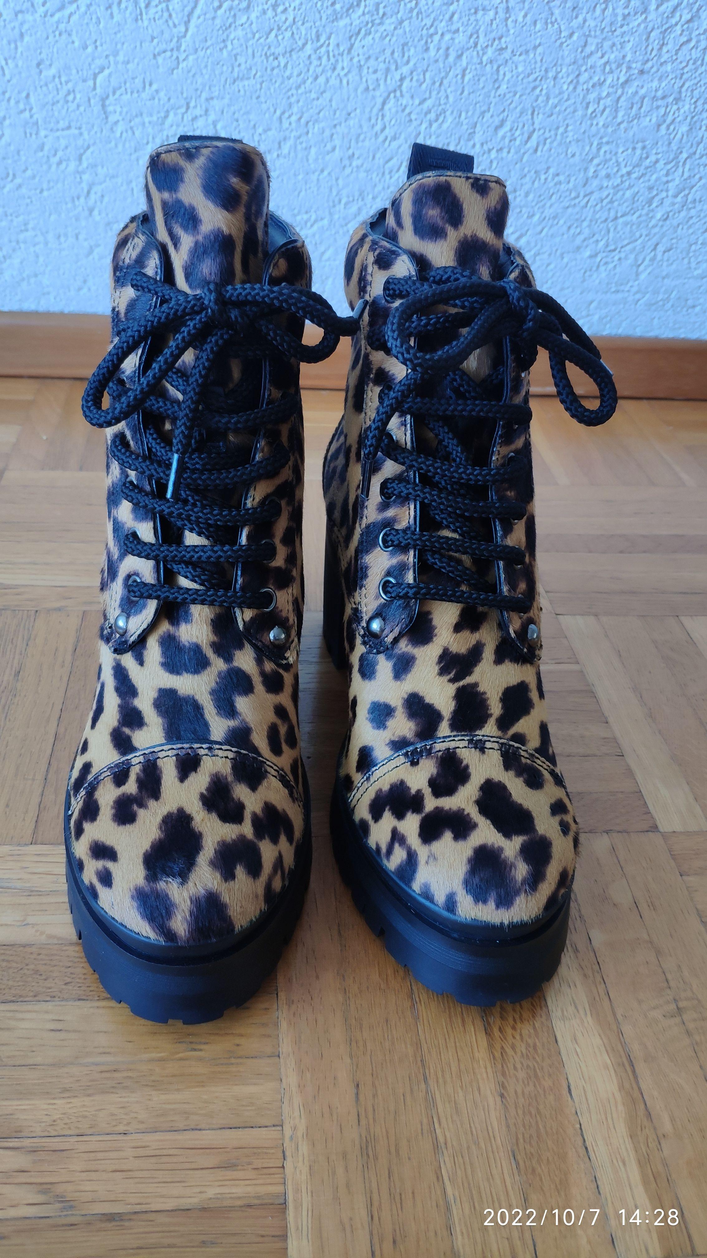 Leopard Print Lace-Up Ankle Boots