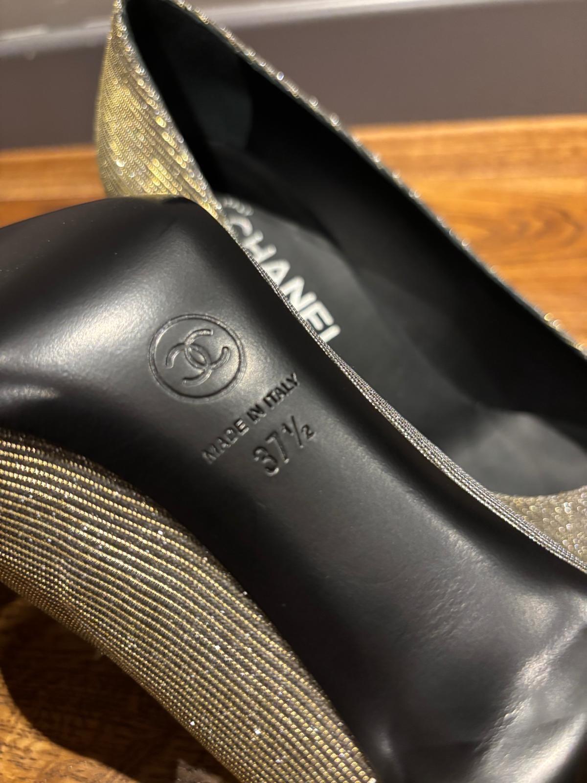 Chanel Silver Glitter Pumps
