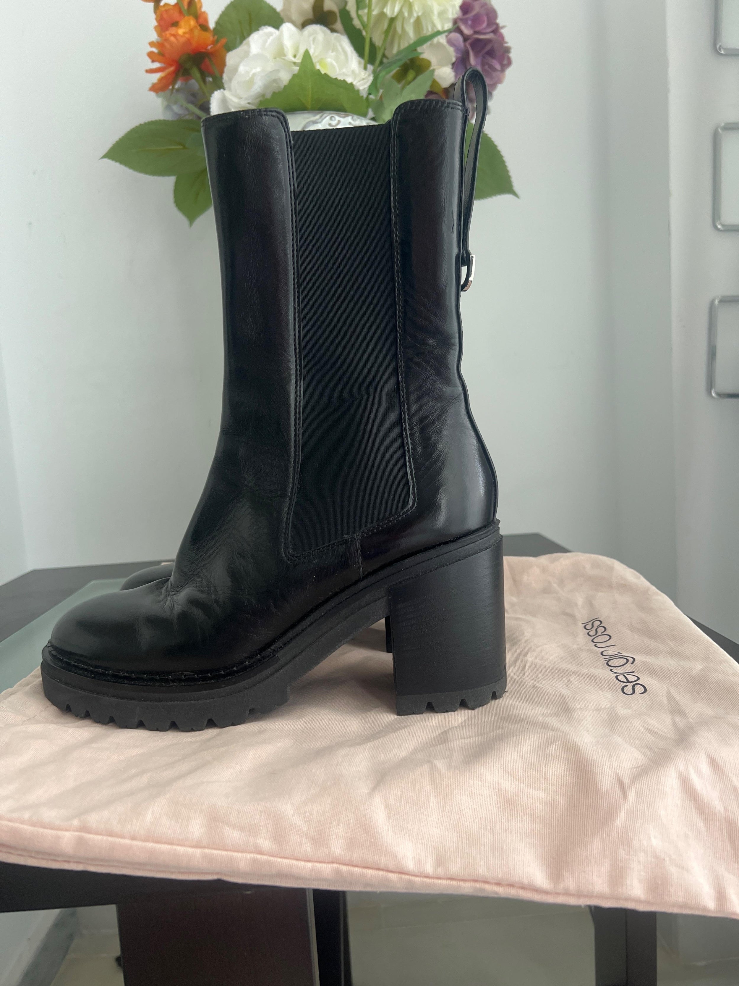 Sergio Rossi Black Round Toe Heeled Chelsea Boots