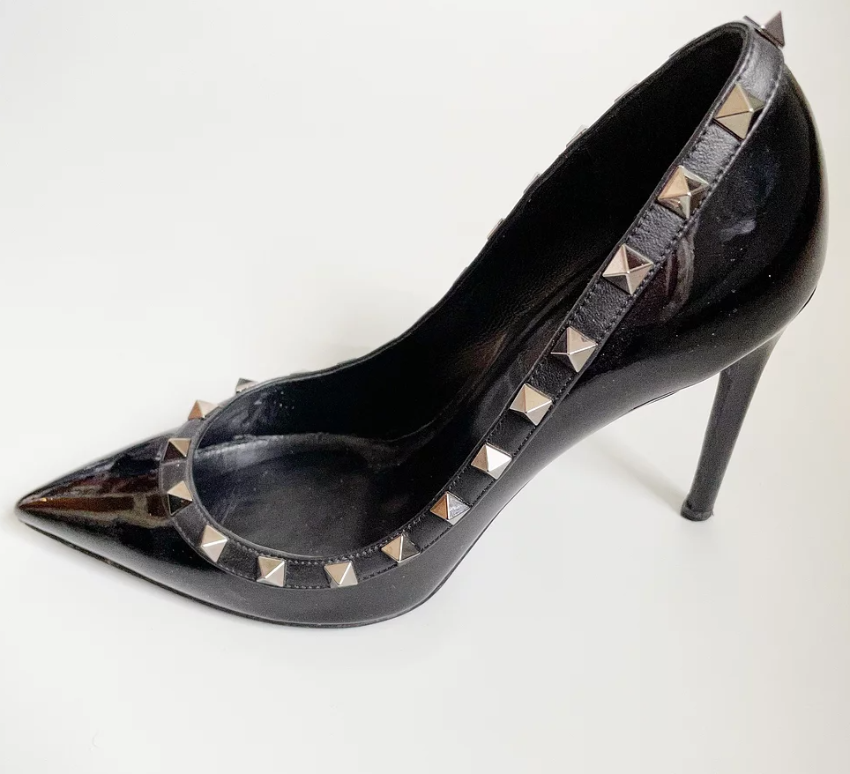 Valentino Rockstud Noir Patent Pumps