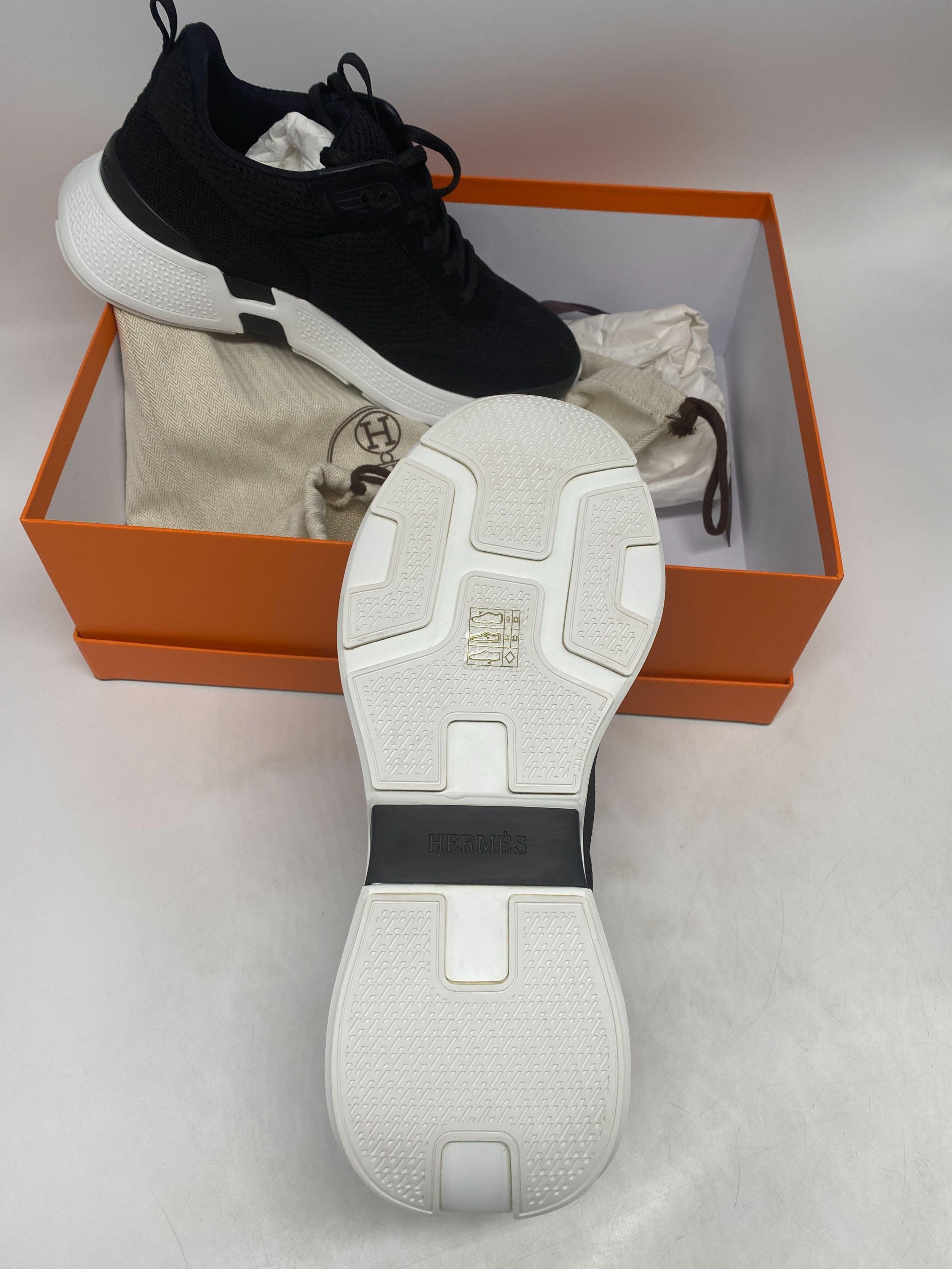 Hermés Black Heros Sneakers