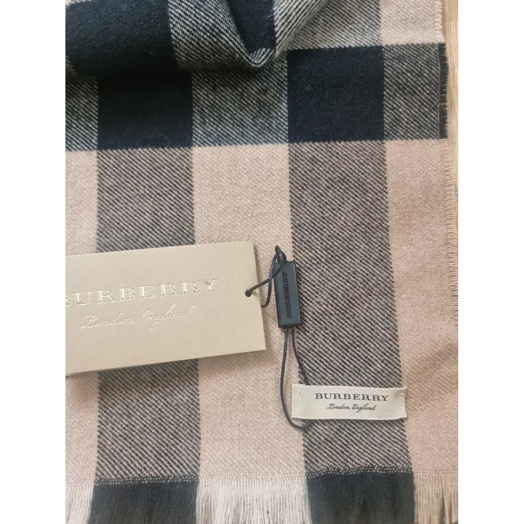 Burberry Cashmere Blend Check Scarf