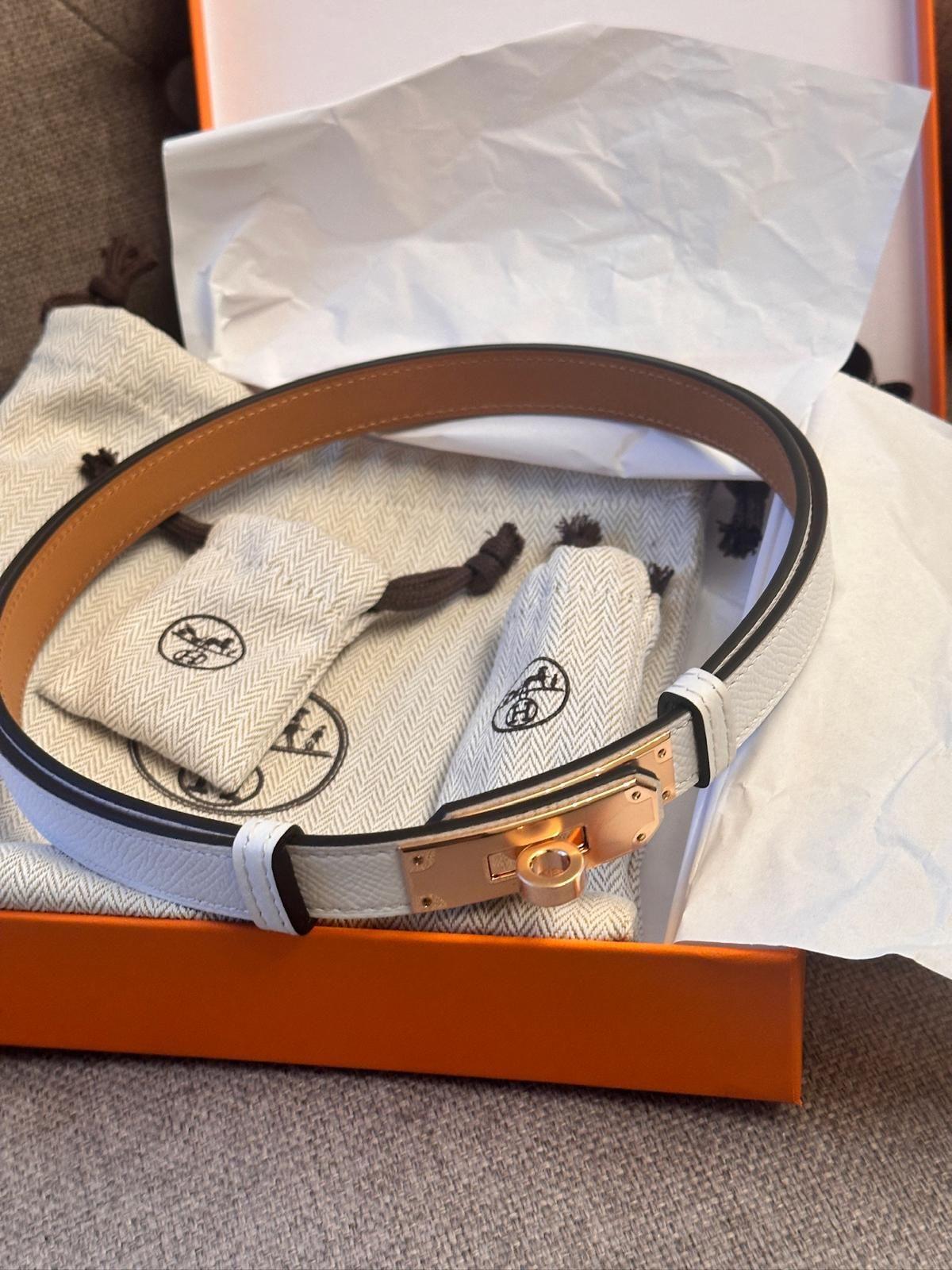 Hermes Kelly 18 Belt in White/ Gold Epsom Leather with Gold Hardware