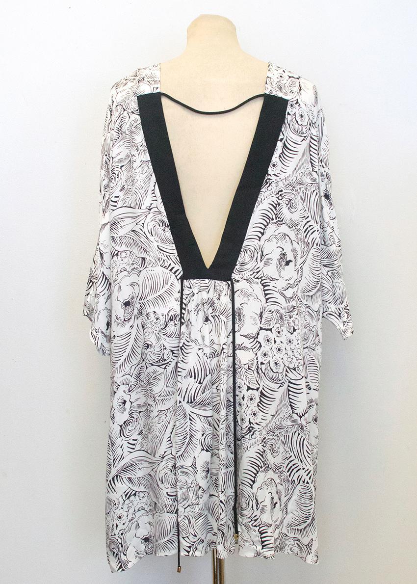 Animale black and white pattern top