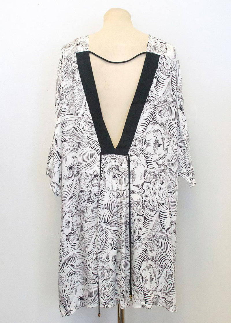Animale black and white pattern top