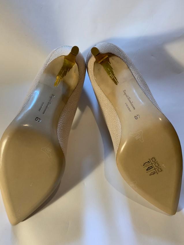 Rupert Sanderson Nada pink shimmer textured leather pumps