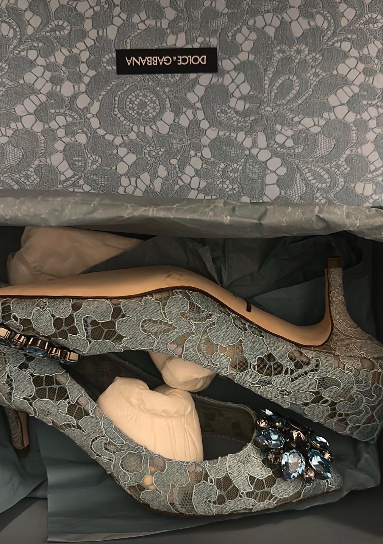 Dolce & Gabbana TBlue aprmina Lace crystals shoes