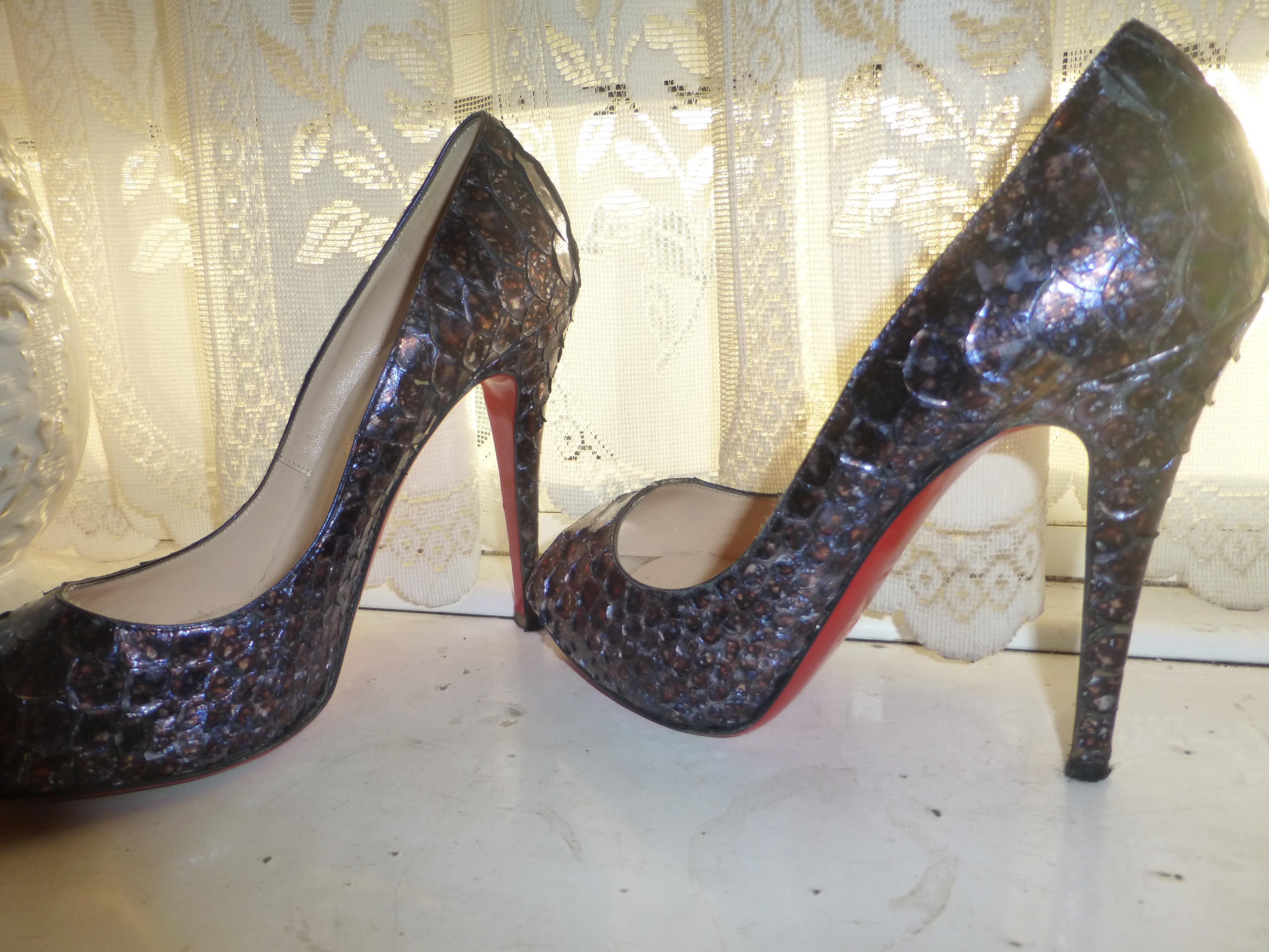 CHRISTIAN LOUBOUTIN Blue Acid Python Lady Claude 38.5 UK 5.5 US 8.