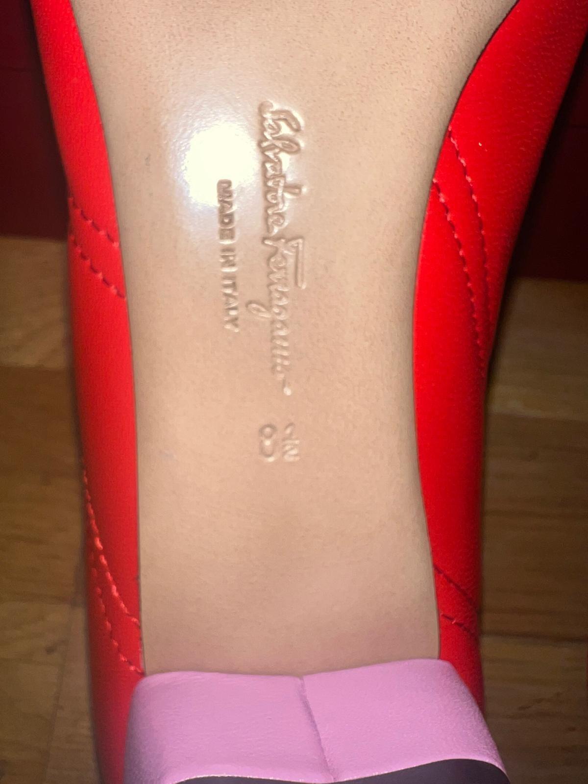 Candy Apple Vara Bow Pumps