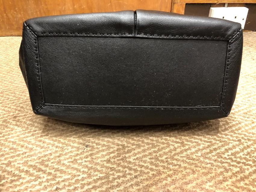 Nevis Zipped Leather Tote