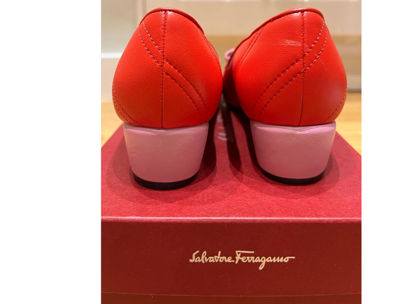 Candy Apple Vara Bow Pumps