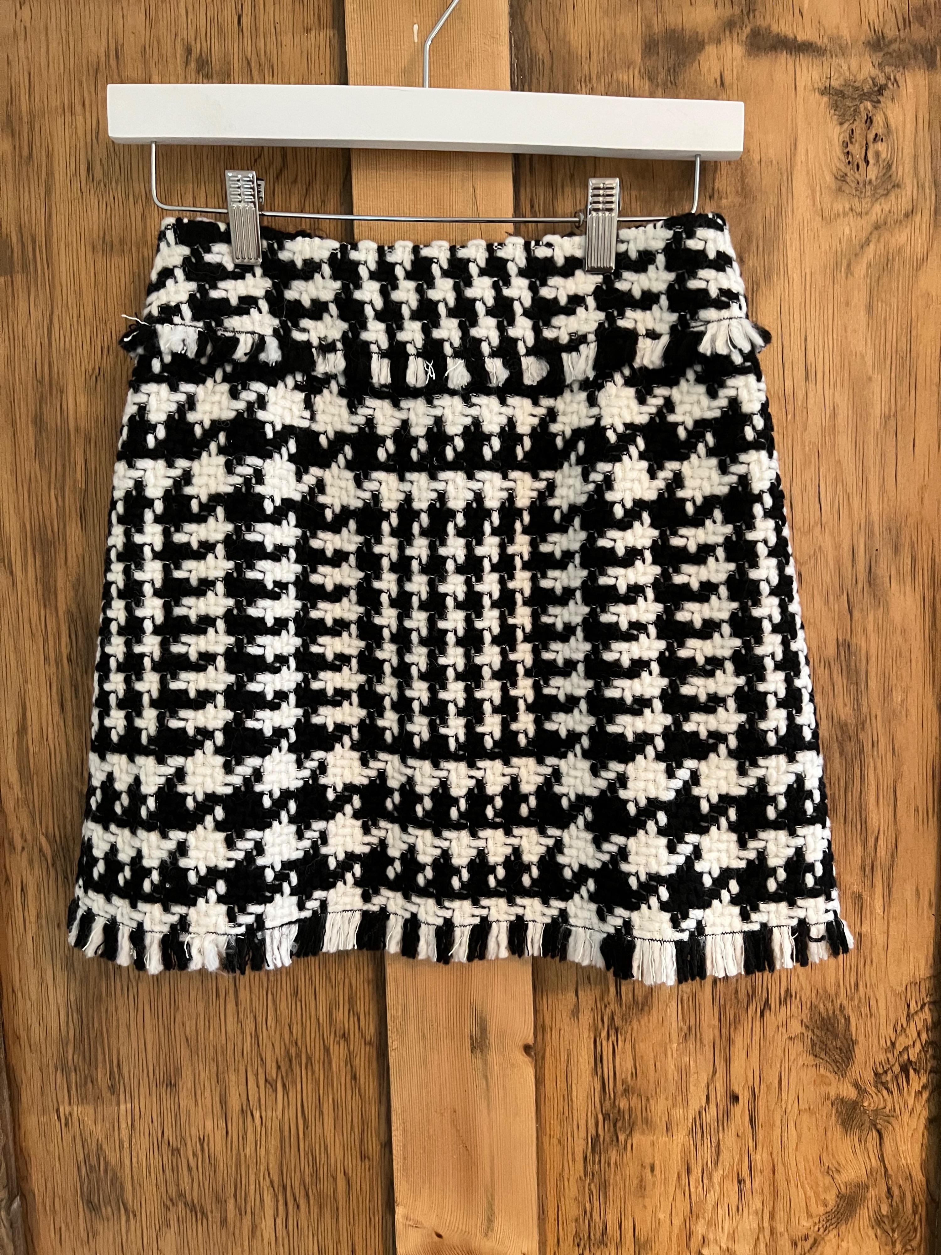 Black & White Houndstooth Mini Skirt