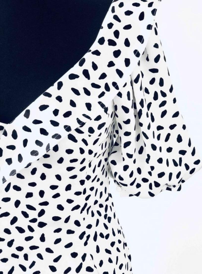 Black & white crescent print satin one-shoulder dress