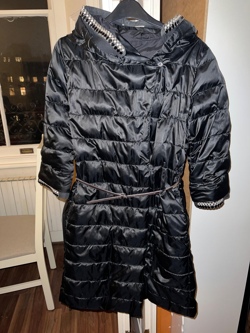 The Cube Novef down coat