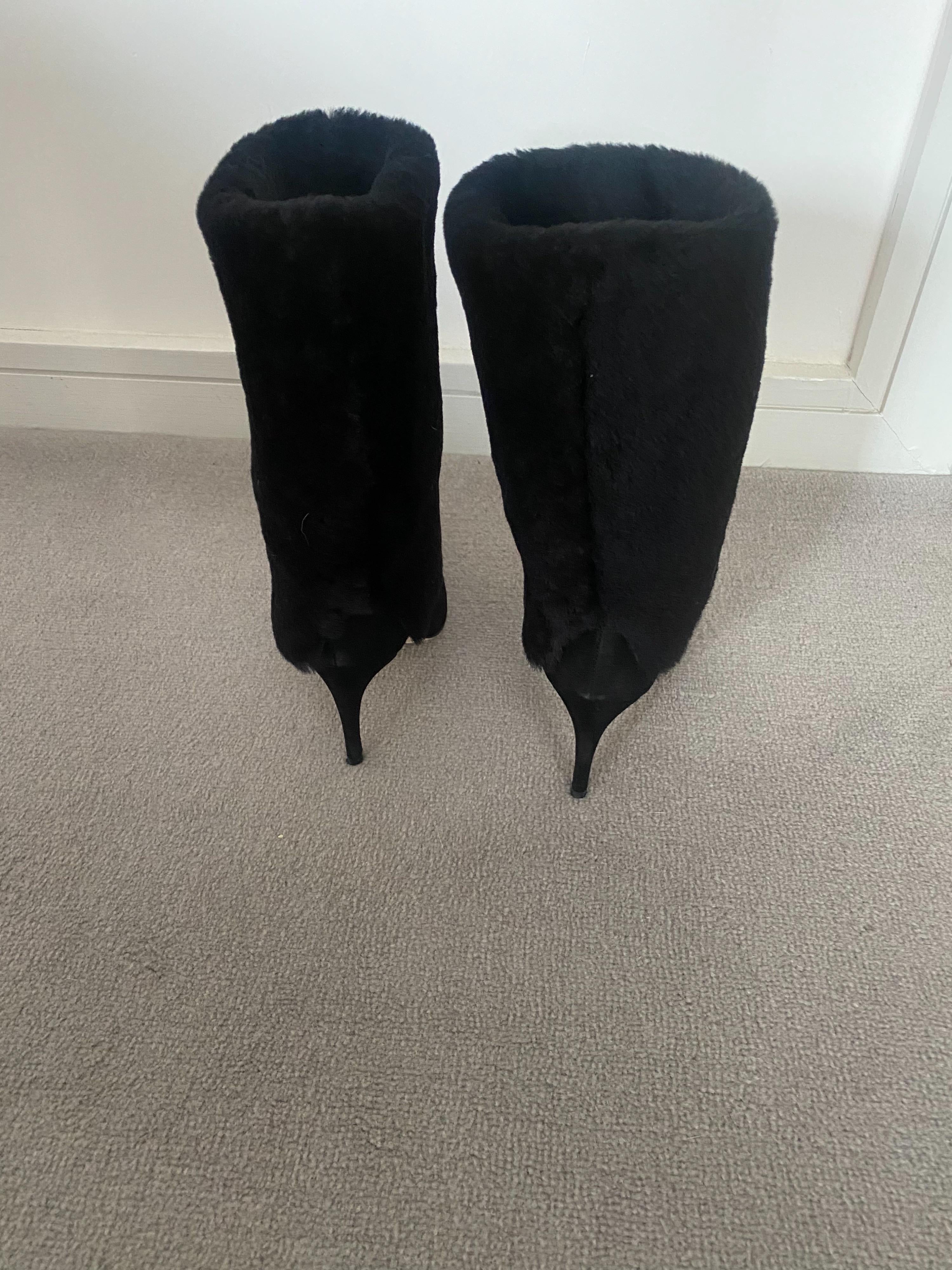 Black Shearling Cuff Heeled Long Boots