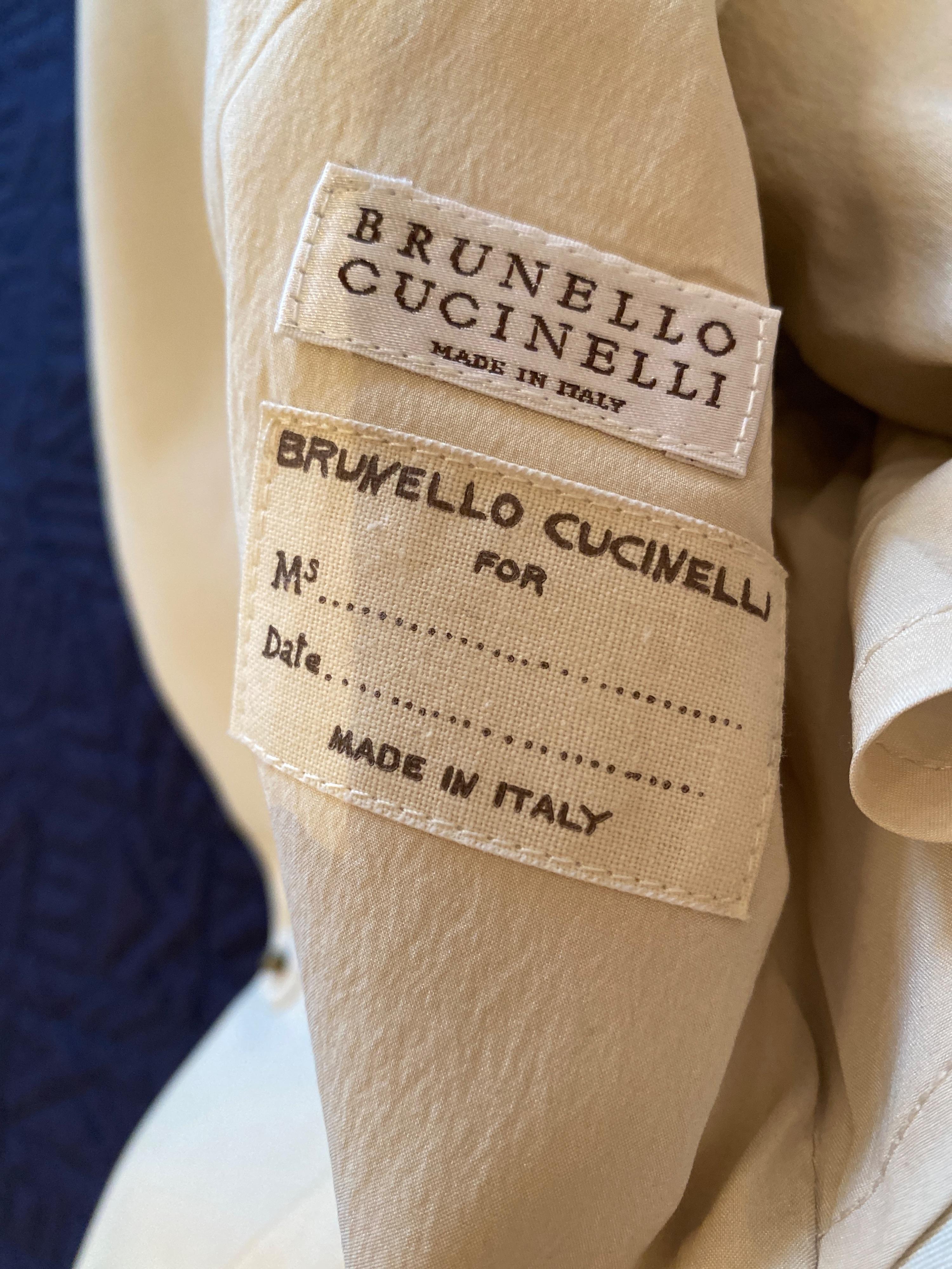 beige crinkled cotton single-button coat
